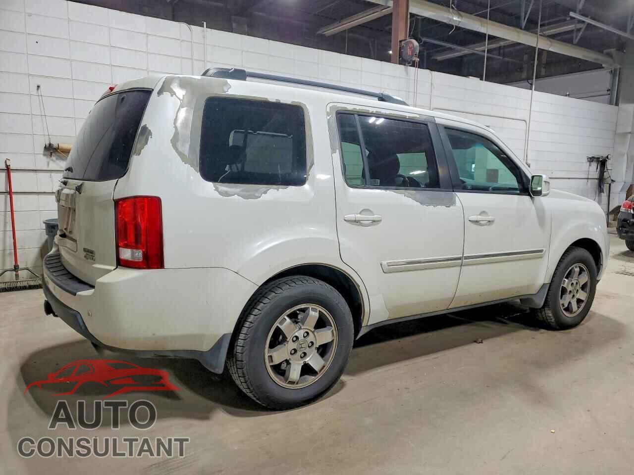 HONDA PILOT 2011 - 5FNYF4H92BB061107