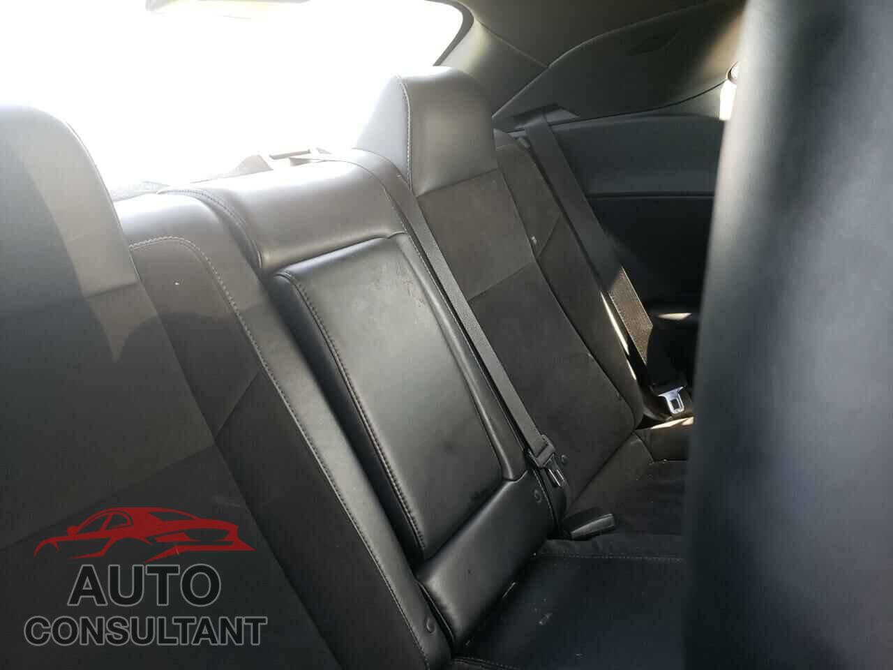 DODGE CHALLENGER 2017 - 2C3CDZGG4HH556123