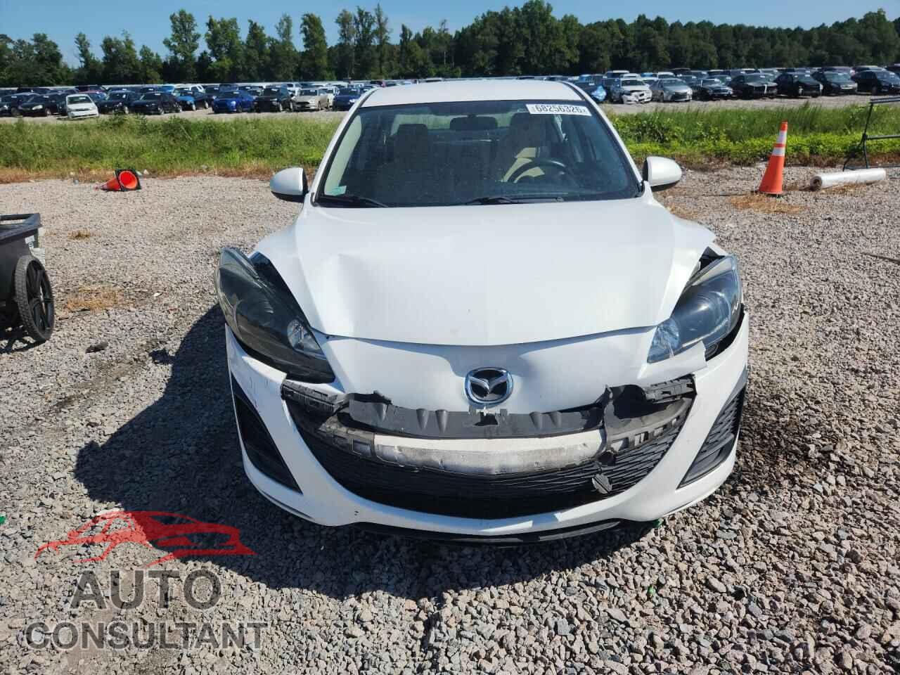 MAZDA 3 2011 - JM1BL1VF1B1411357