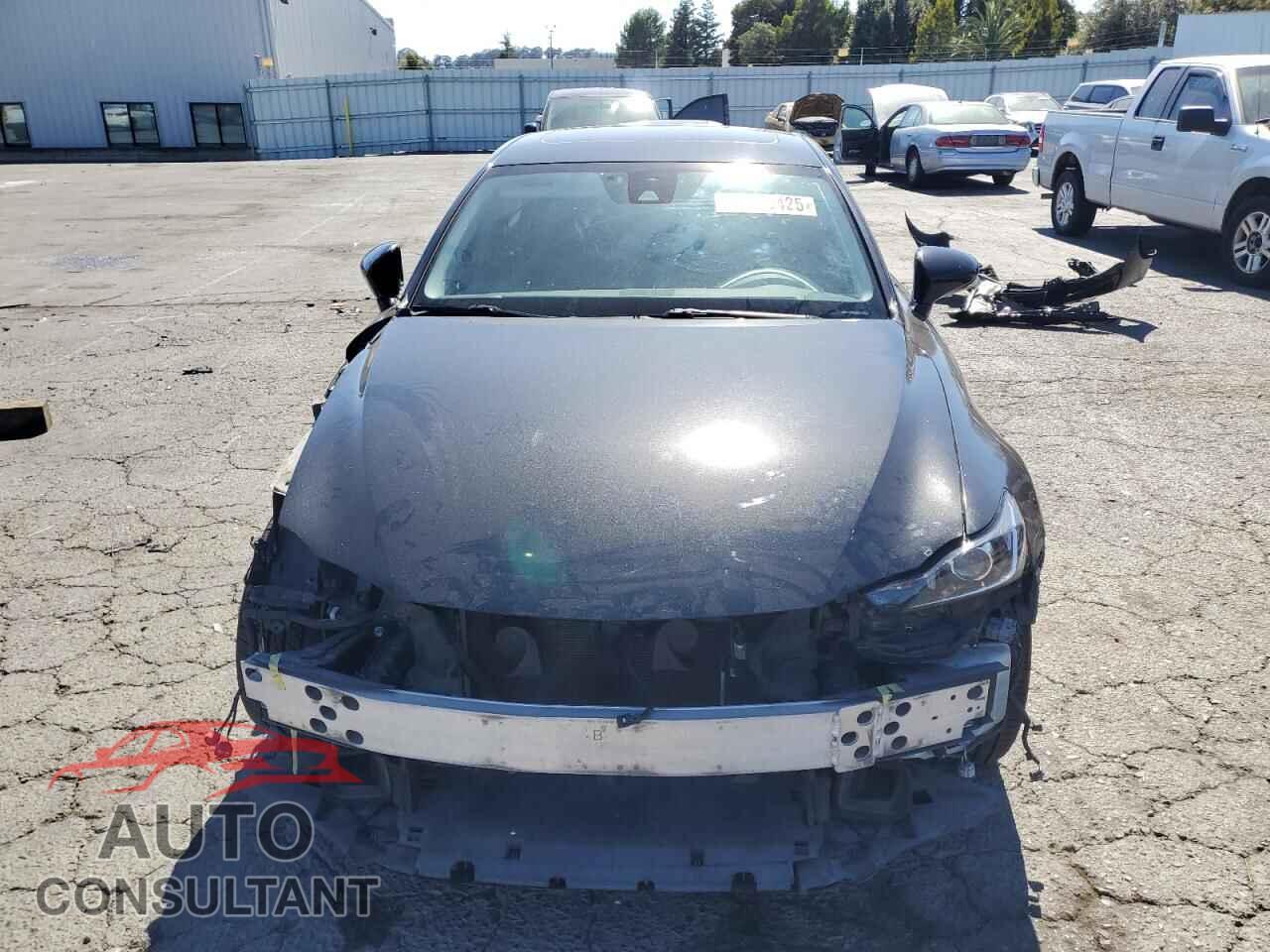 LEXUS IS 2018 - JTHBA1D21J5078393