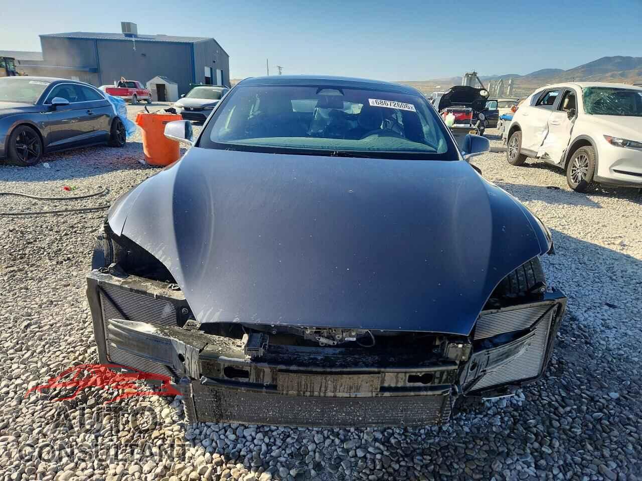 TESLA MODEL S 2017 - 5YJSA1E17HF204322