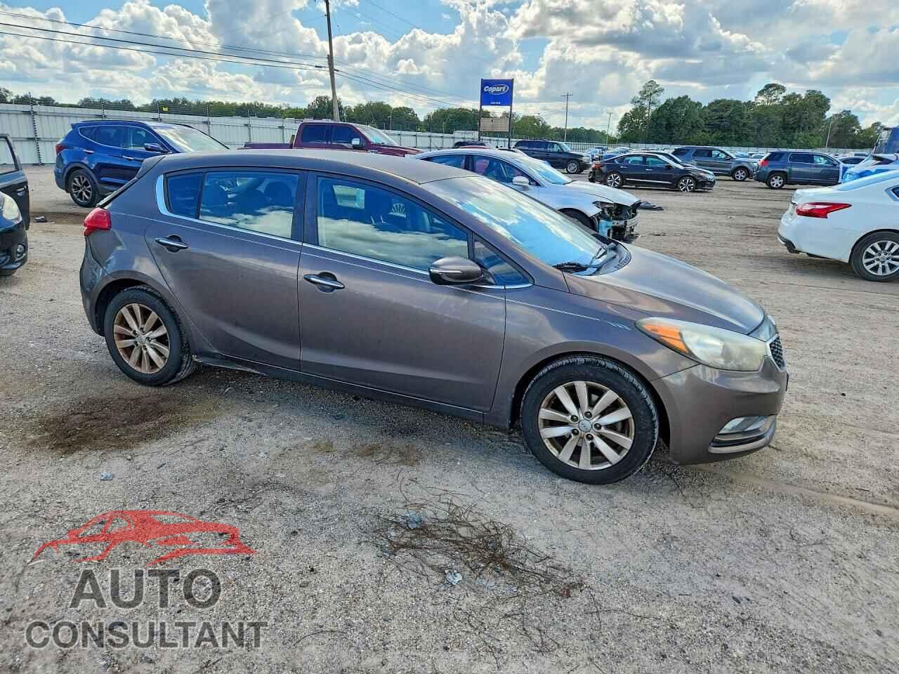 KIA FORTE 2014 - KNAFX5A80E5239904