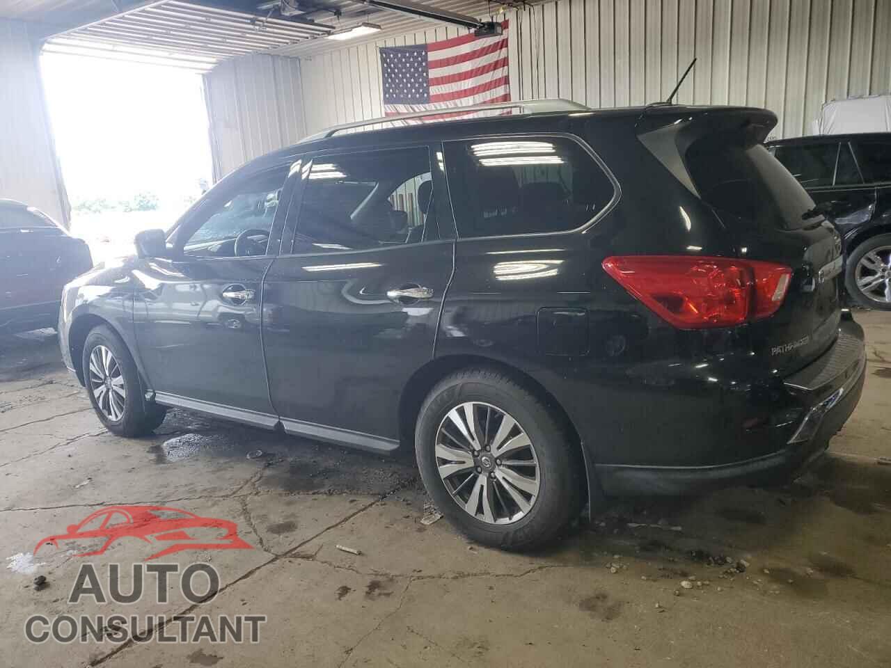 NISSAN PATHFINDER 2017 - 5N1DR2MM2HC606809