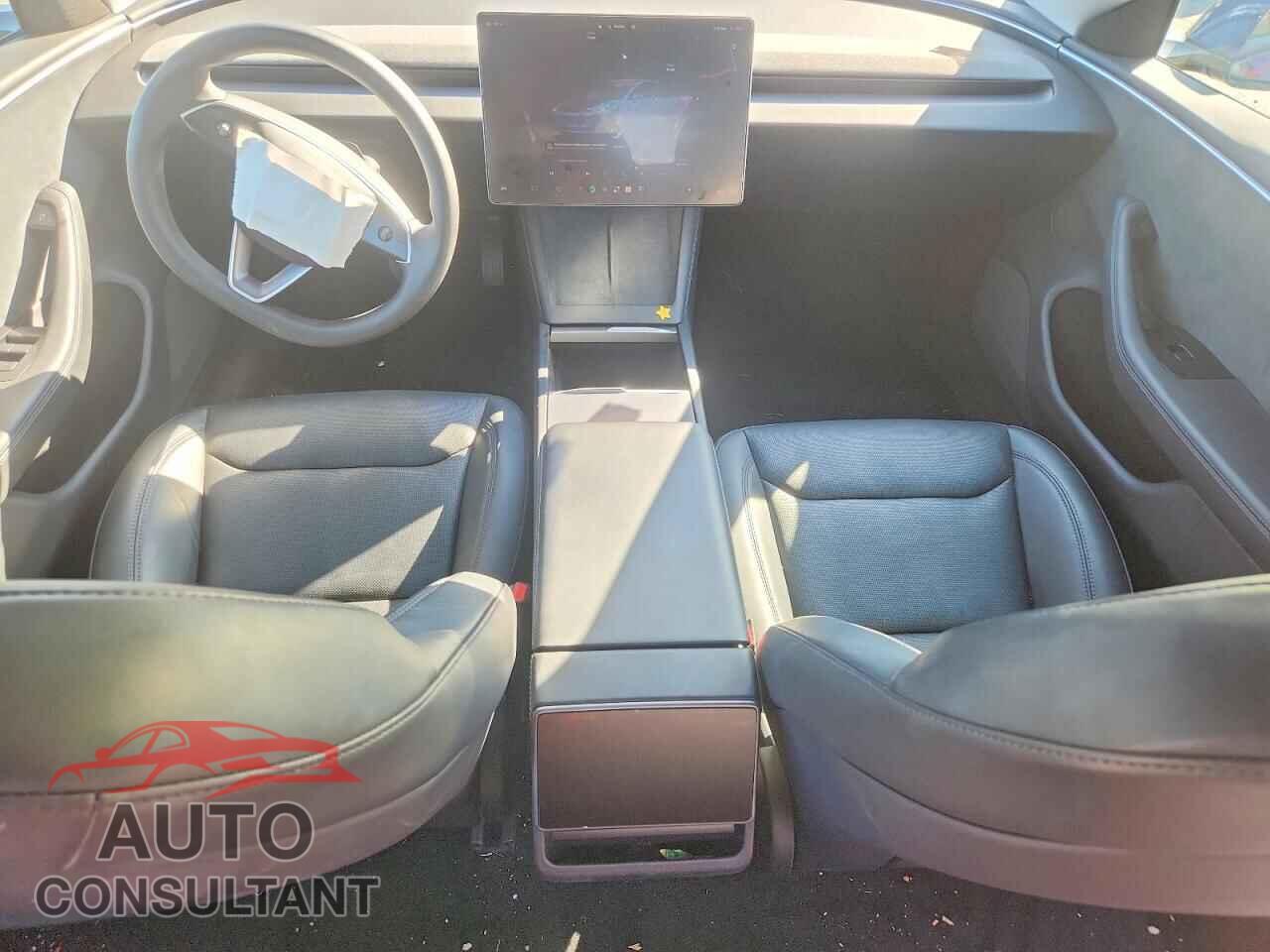 TESLA MODEL 3 2024 - 5YJ3E1EB6RF795679