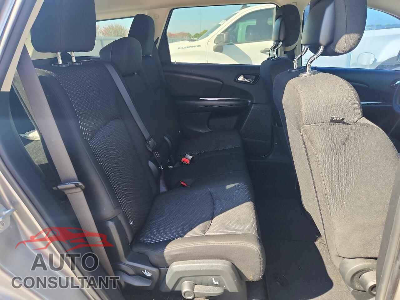 DODGE JOURNEY 2017 - 3C4PDCAB6HT519508