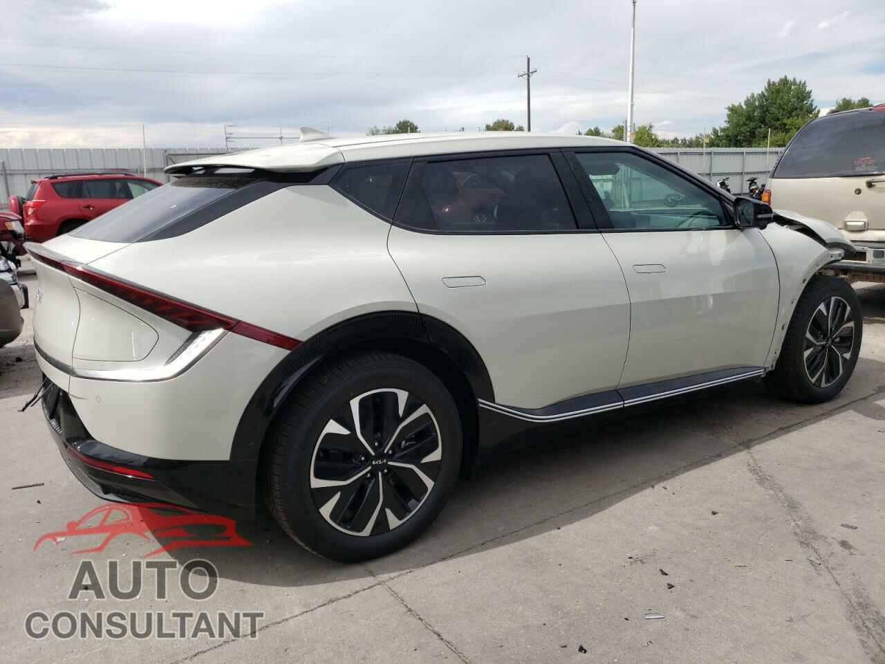 KIA EV6 LIGHT 2024 - KNDC3DLC8R5620922