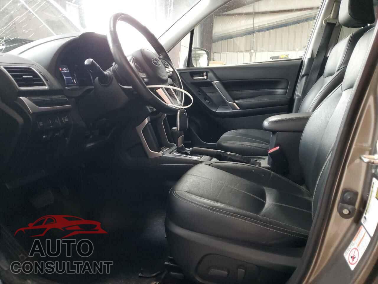 SUBARU FORESTER 2018 - JF2SJGWC8JH421727