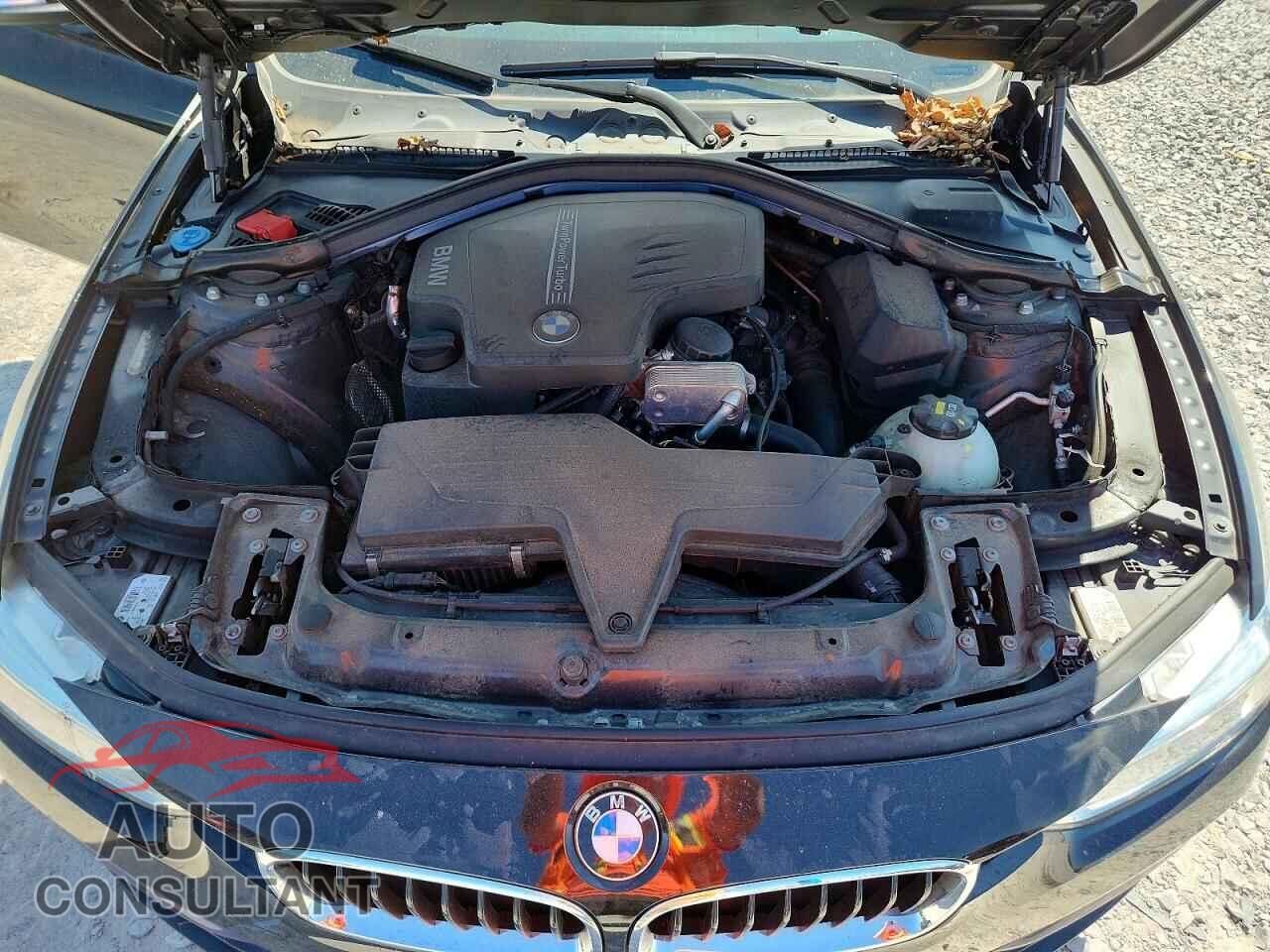 BMW 3 SERIES 2016 - WBA8E9G51GNU28521