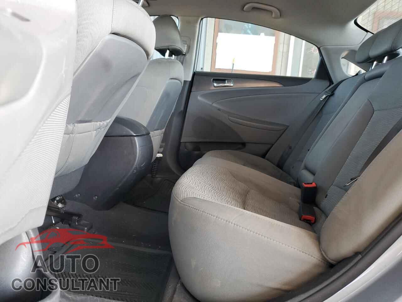 HYUNDAI SONATA 2014 - KMHEC4A48EA113939