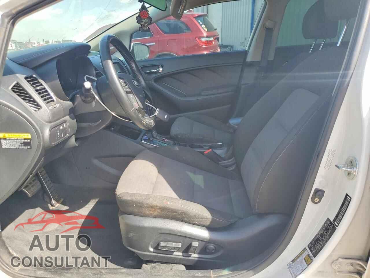 KIA FORTE 2017 - 3KPFL4A73HE041245