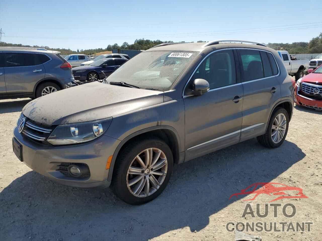 VOLKSWAGEN TIGUAN 2013 - WVGAV3AX6DW620286