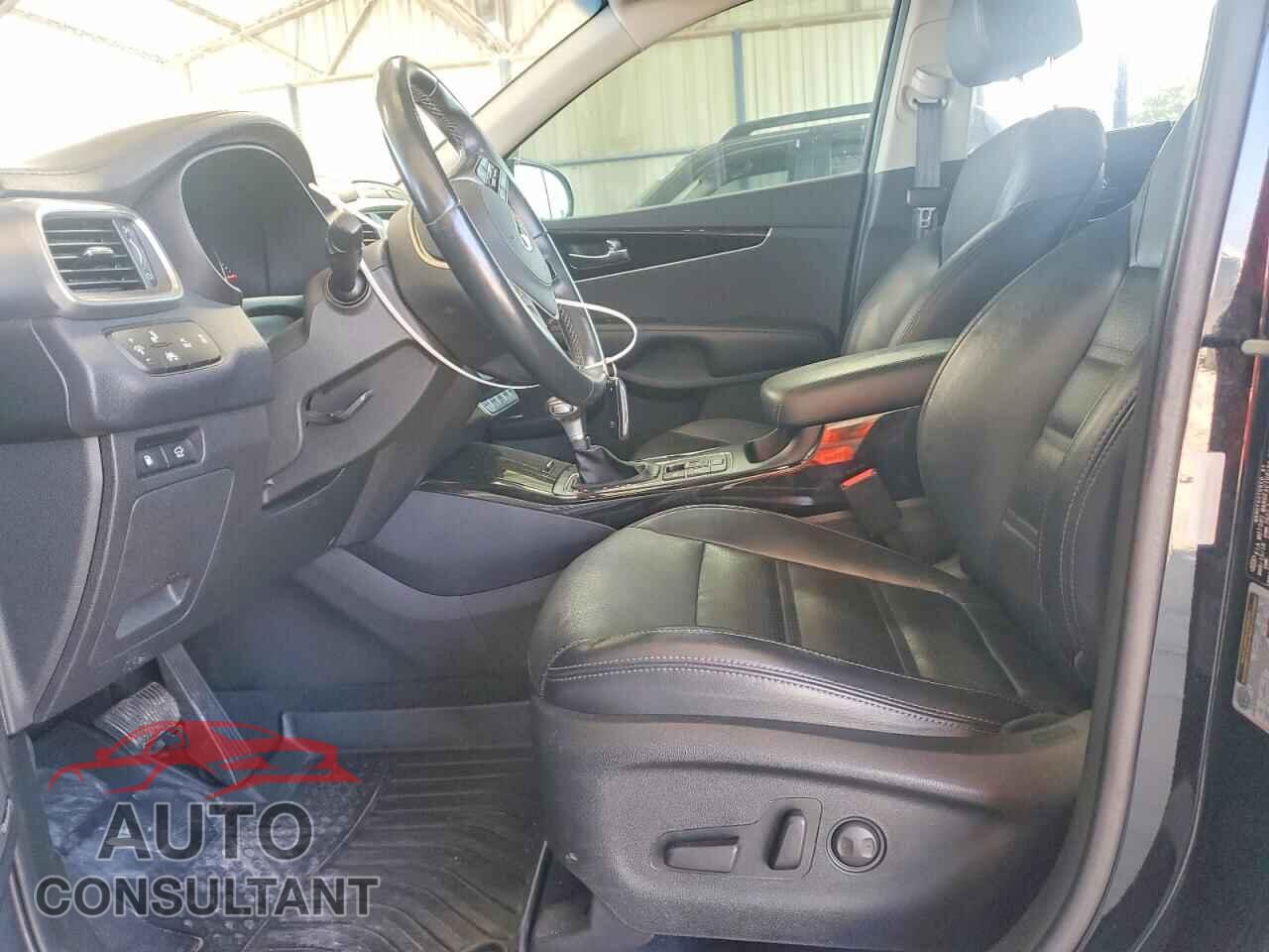KIA SORENTO 2019 - 5XYPHDA53KG448013