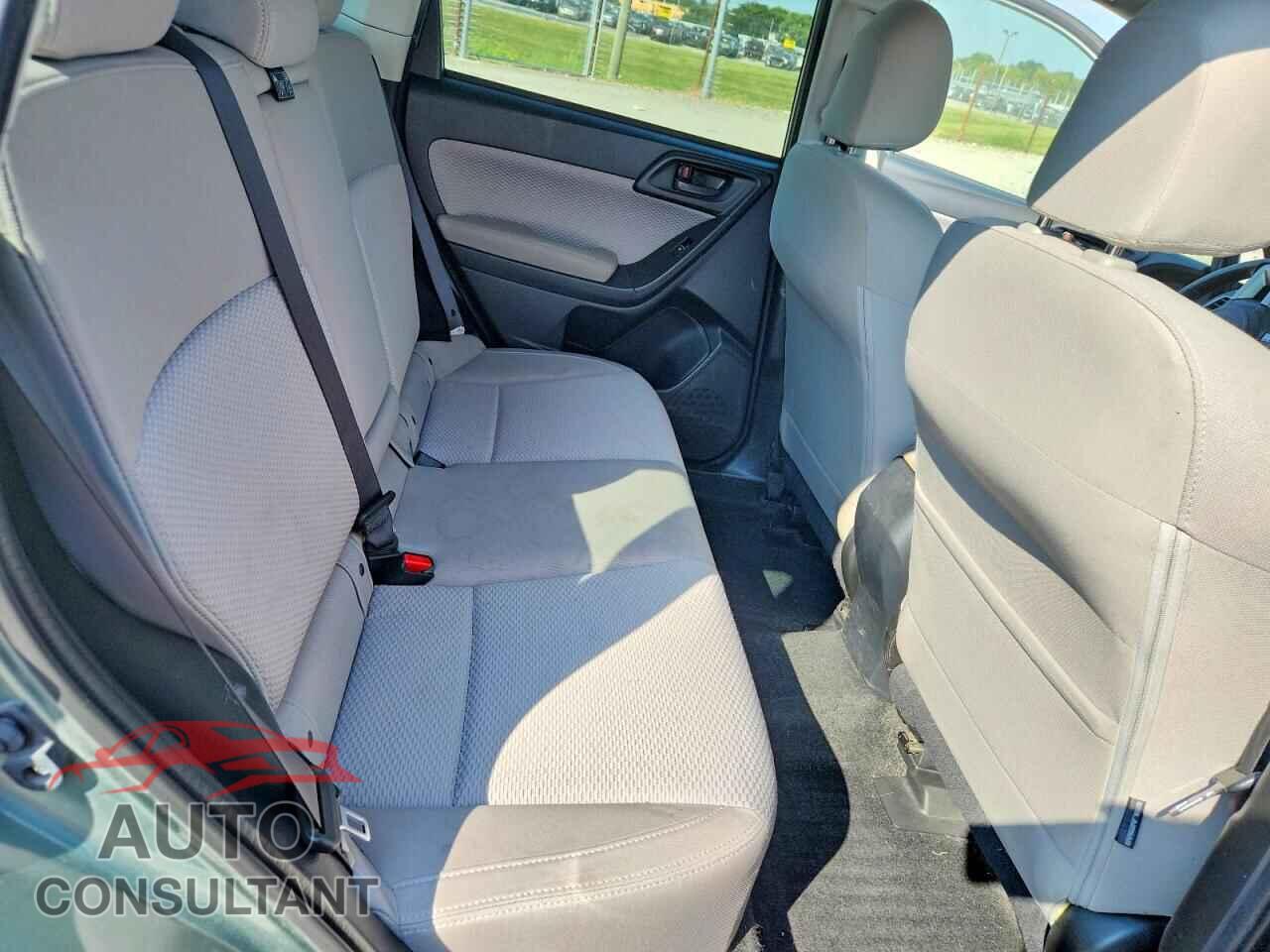 SUBARU FORESTER 2017 - JF2SJAEC7HH476291
