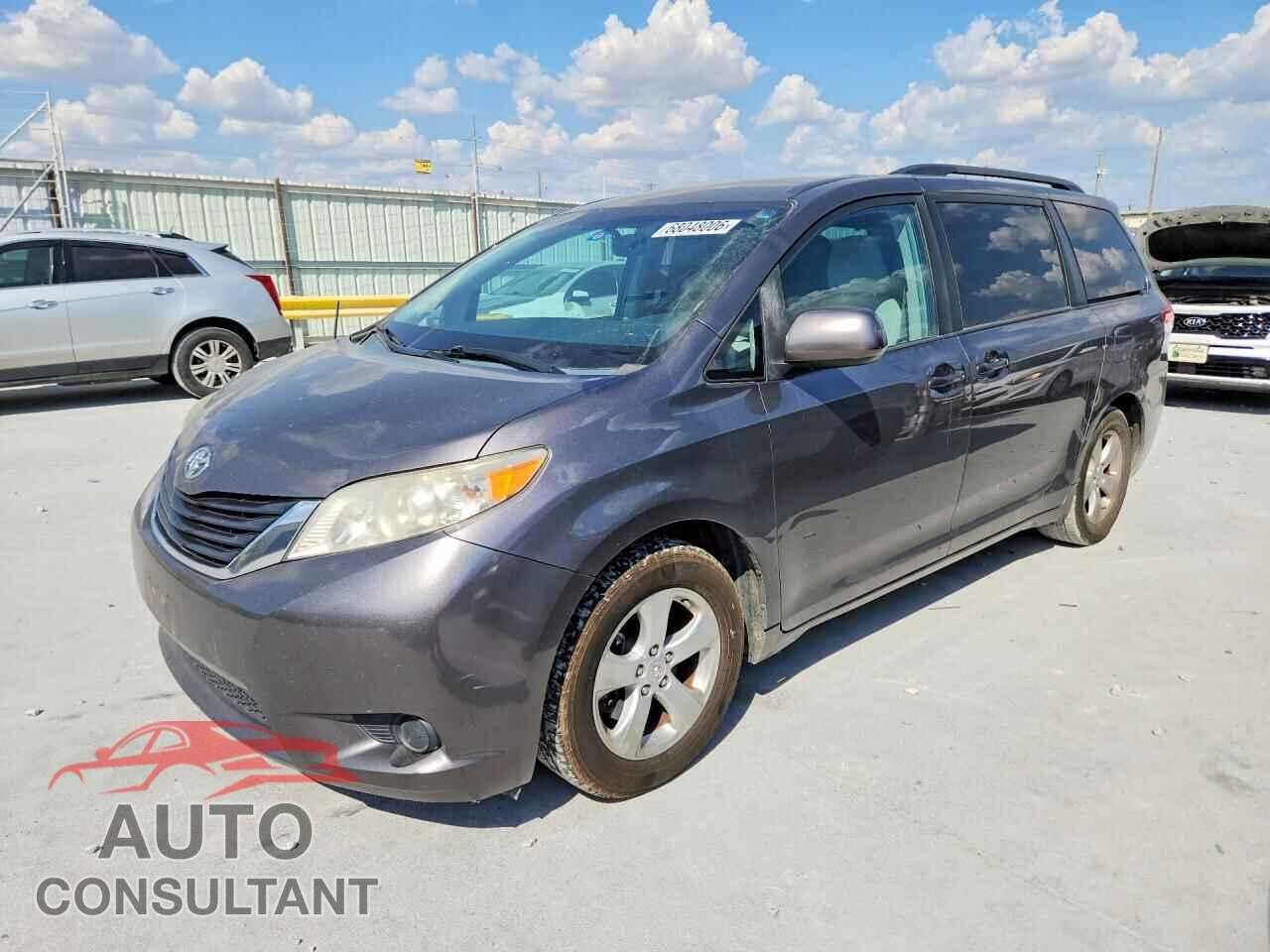TOYOTA SIENNA 2013 - 5TDKK3DC2DS301073