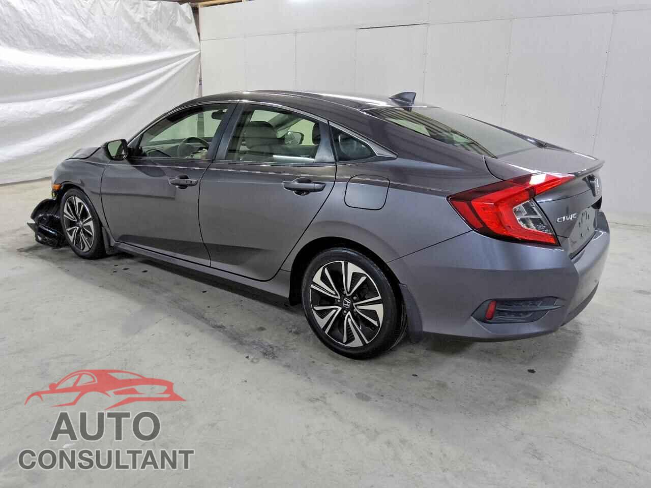 HONDA CIVIC 2018 - JHMFC1F39JX005634