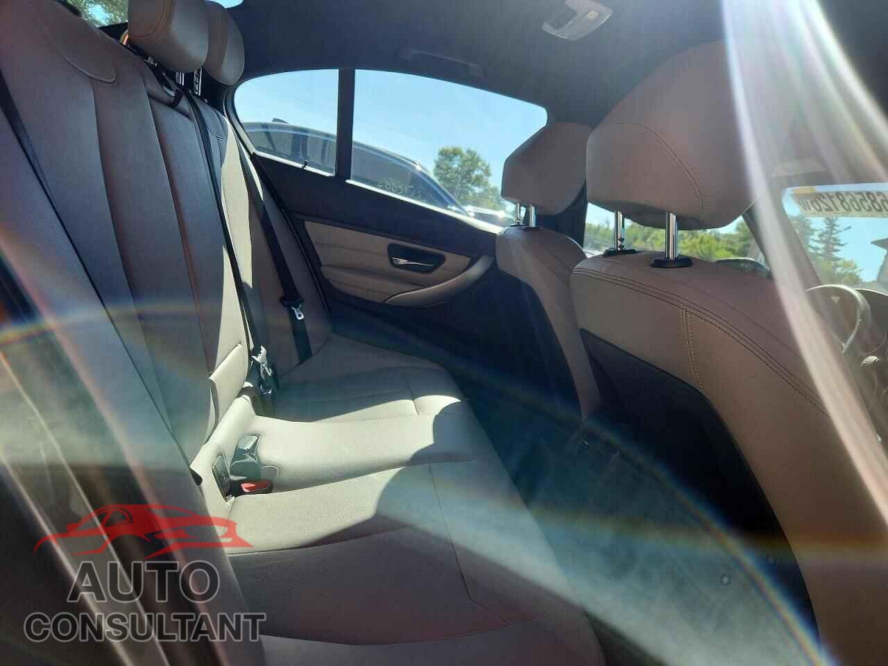 BMW 3 SERIES 2013 - WBA3B3C59DF534050