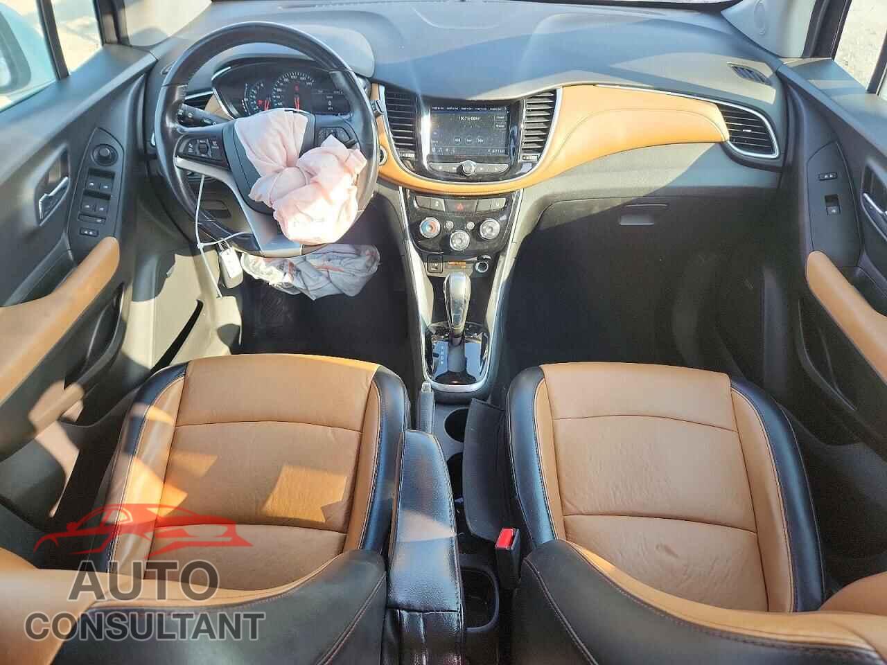 CHEVROLET TRAX 2019 - 3GNCJRSB3KL205161