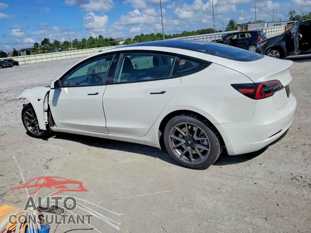 TESLA MODEL 3 2023 - 5YJ3E1EA7PF583054