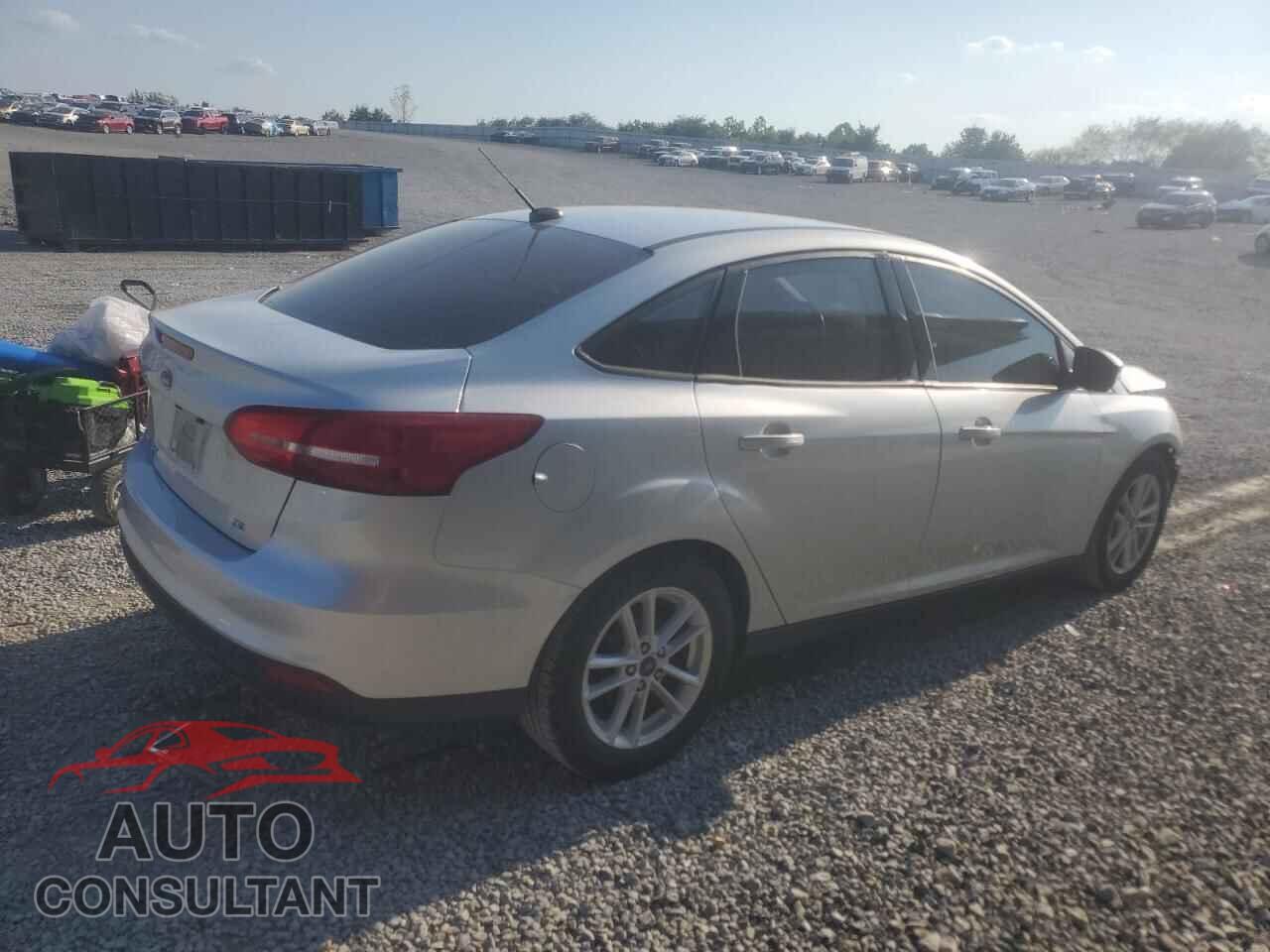 FORD FOCUS 2018 - 1FADP3F28JL235338