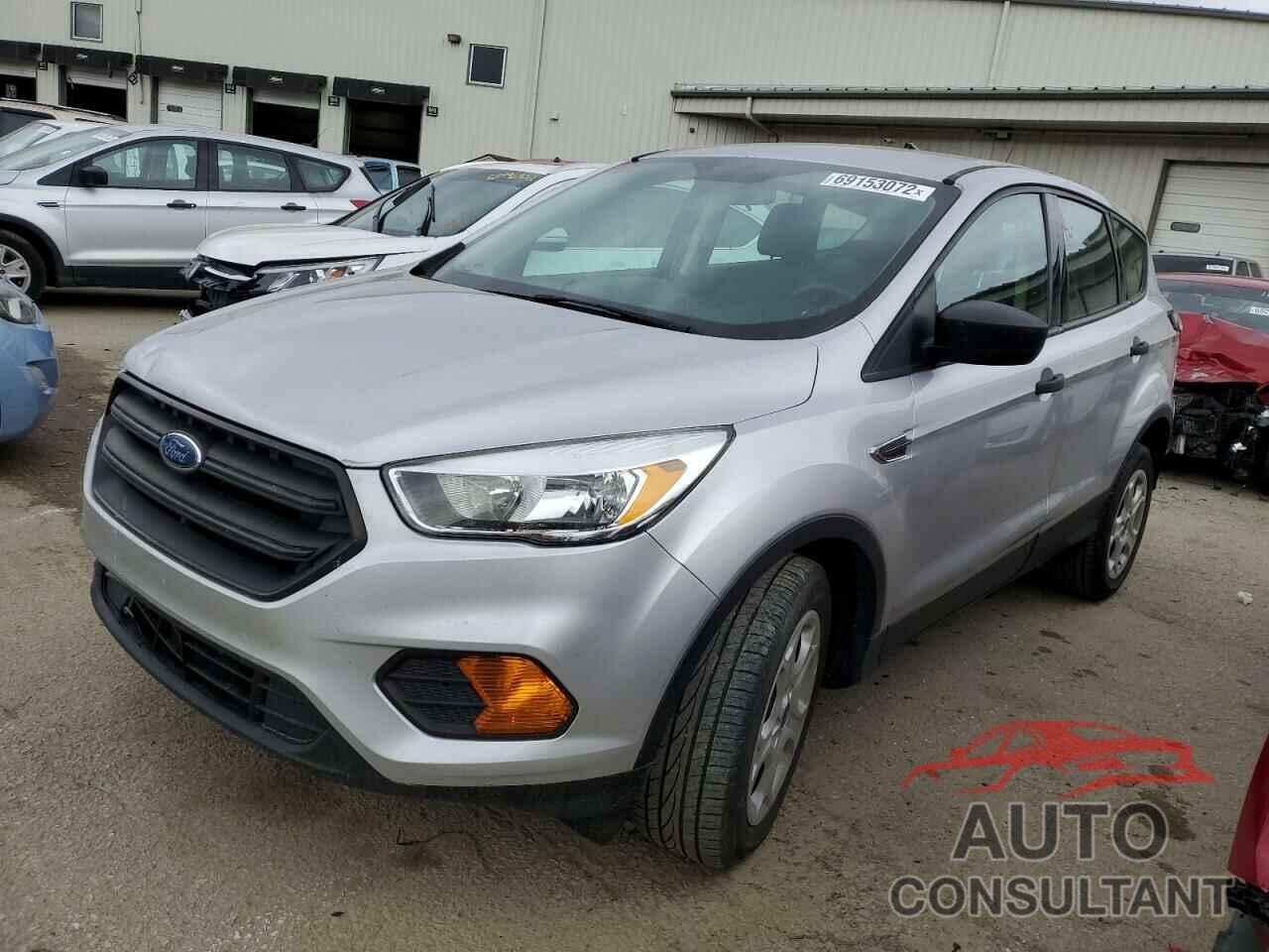 FORD ESCAPE 2017 - 1FMCU0F7XHUB87477