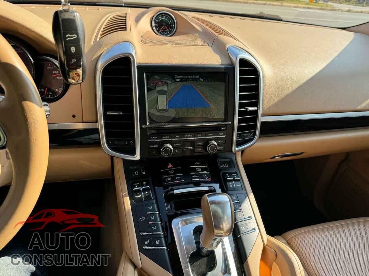 PORSCHE CAYENNE 2016 - WP1AA2A24GLA02872
