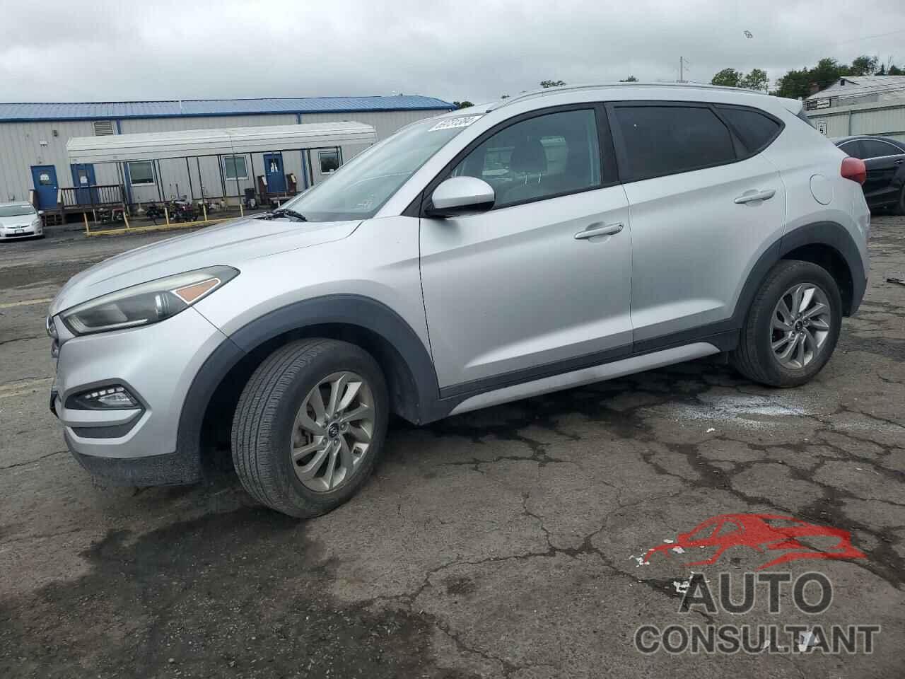 HYUNDAI TUCSON 2018 - KM8J3CA42JU646256