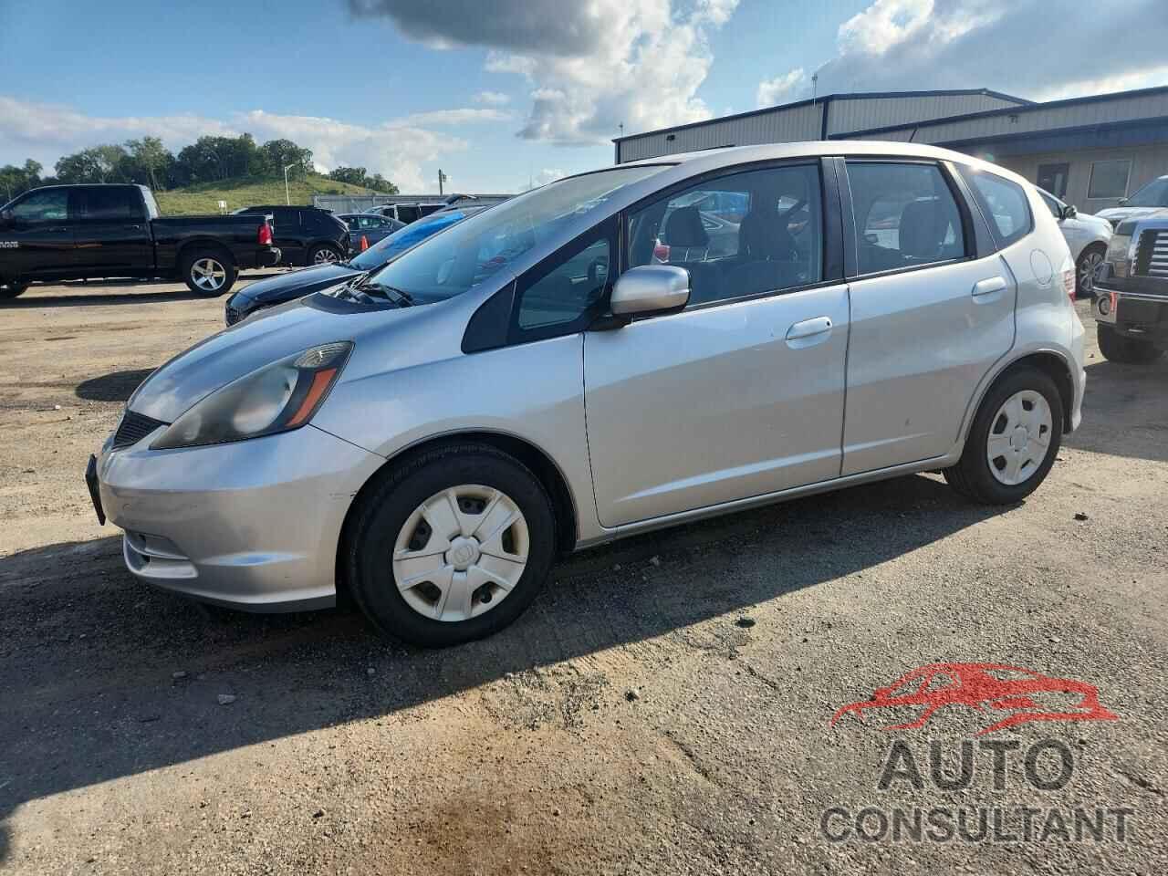 HONDA FIT 2013 - JHMGE8H3XDC011359