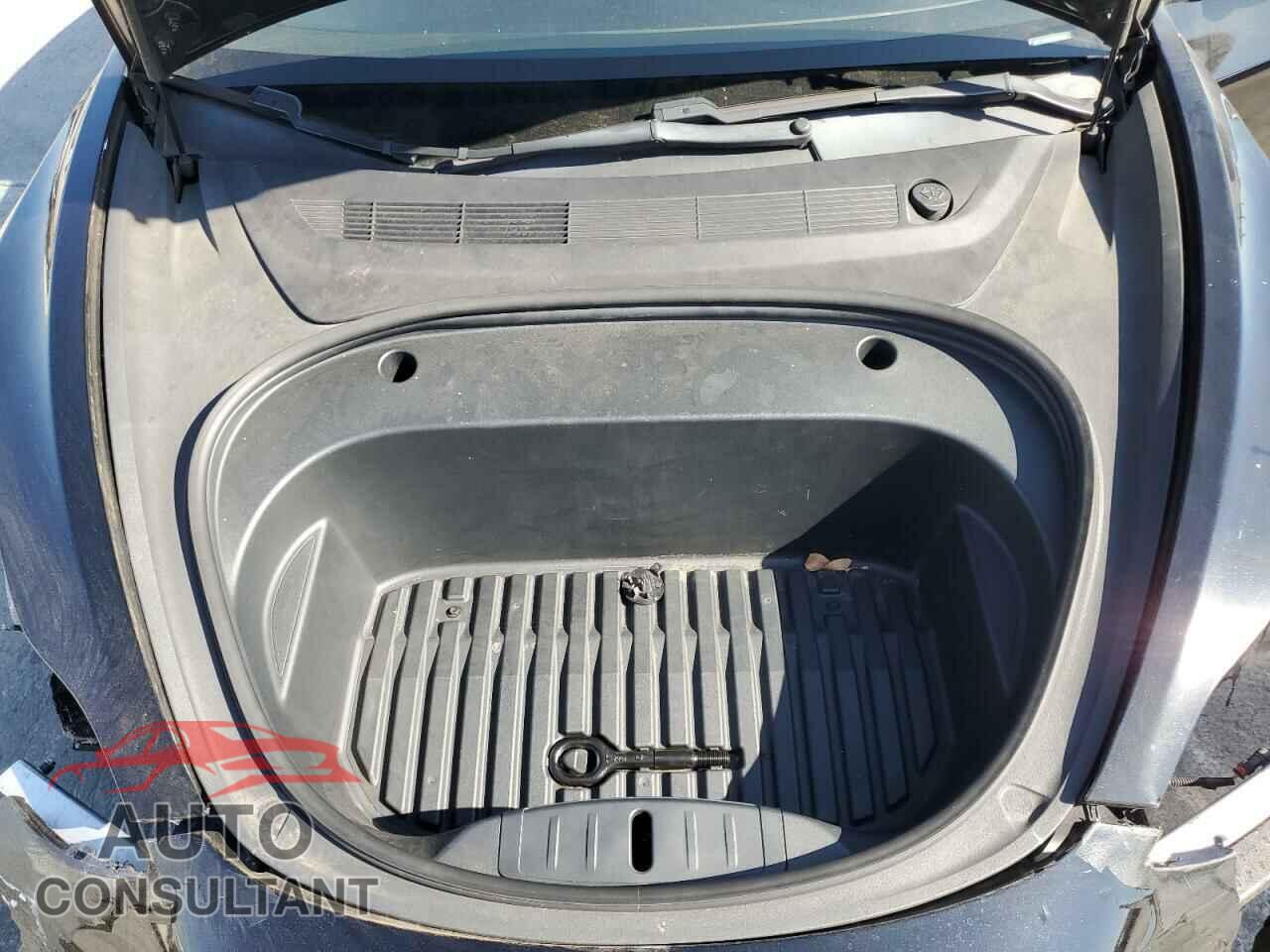 TESLA MODEL 3 2020 - 5YJ3E1EA3LF803347