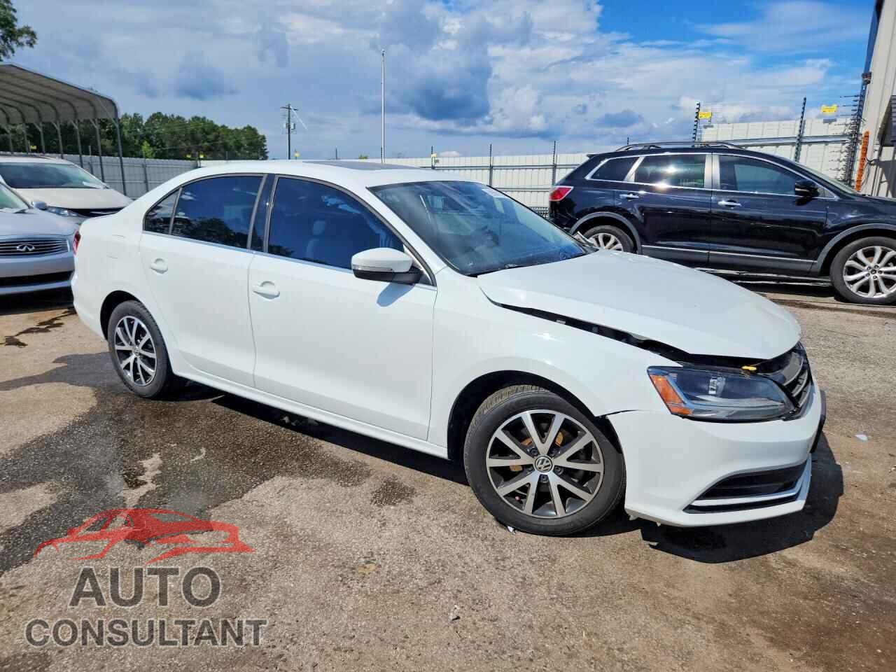 VOLKSWAGEN JETTA 2017 - 3VWDB7AJ2HM394019