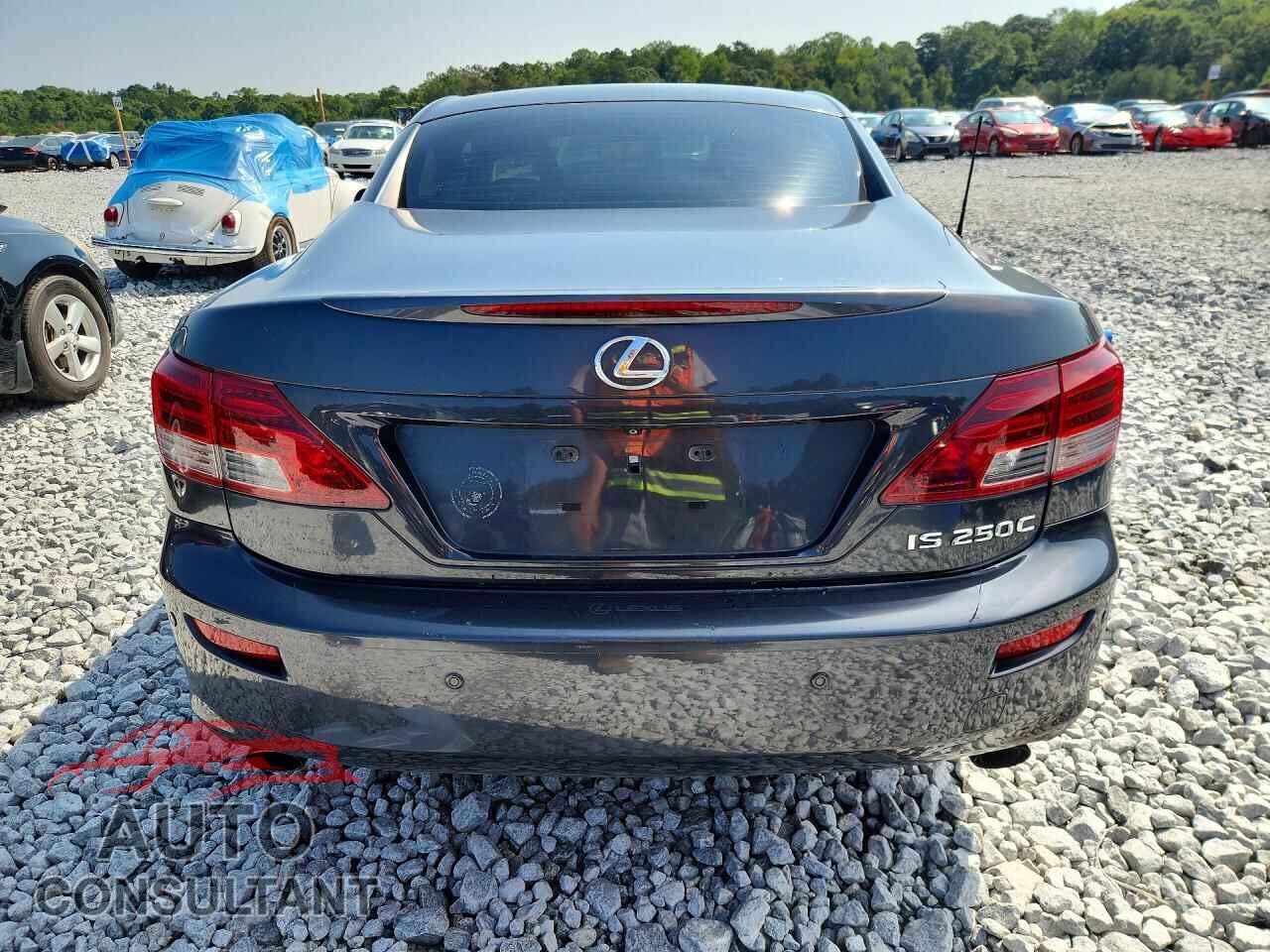 LEXUS IS 2011 - JTHFF2C2XB2520777