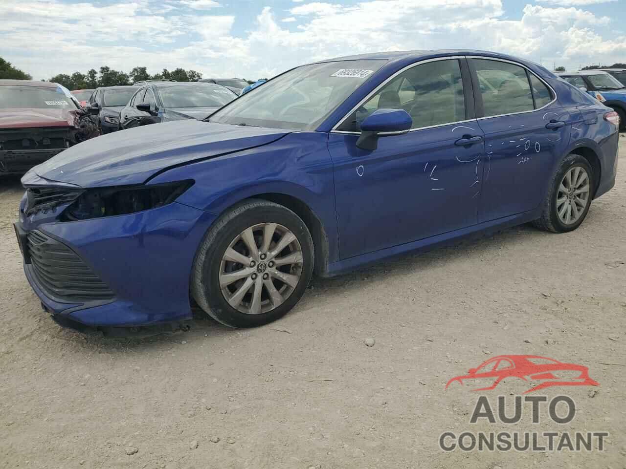 TOYOTA CAMRY 2018 - JTNB11HK1J3021680