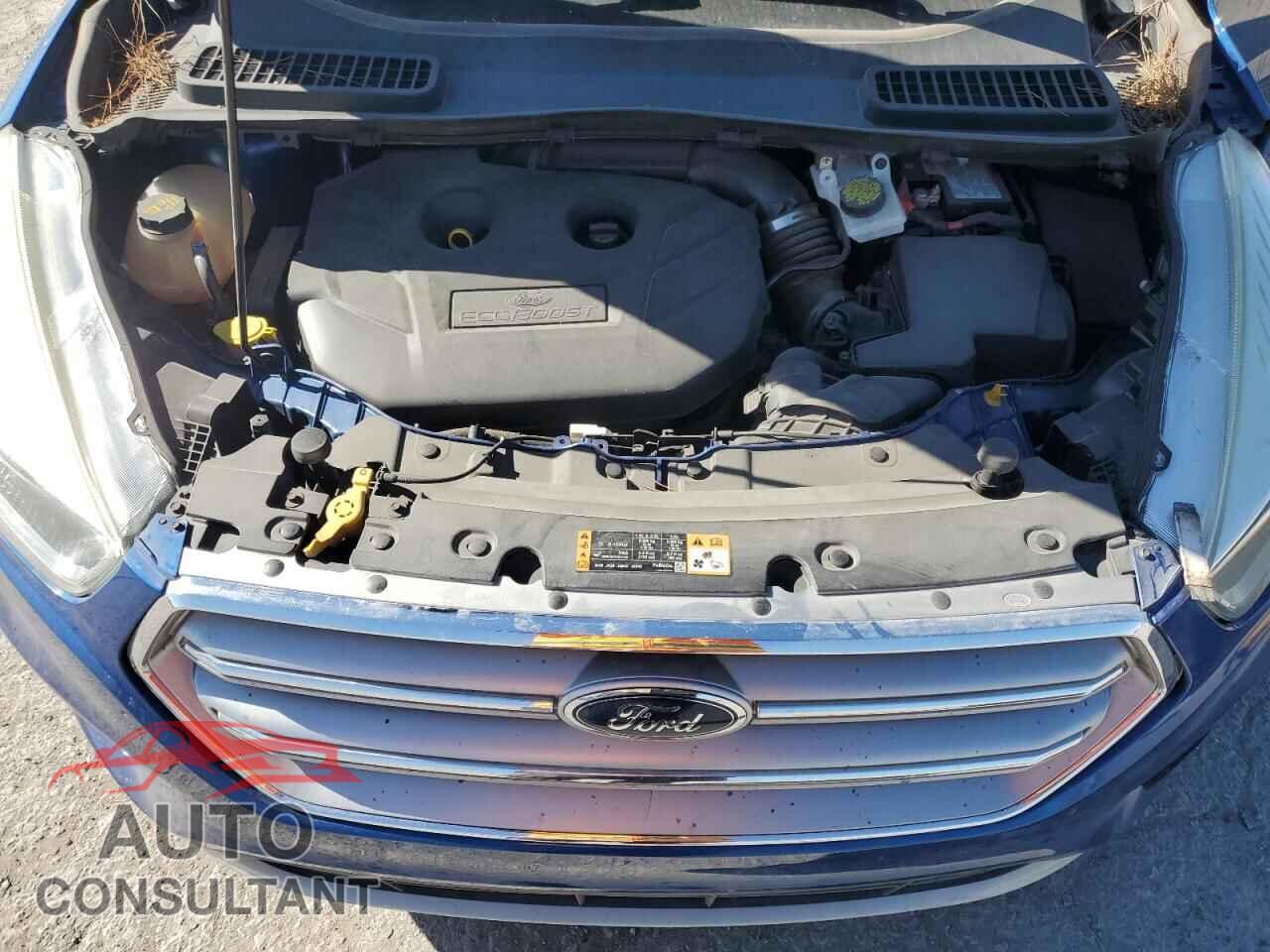 FORD ESCAPE 2017 - 1FMCU0G99HUC81656