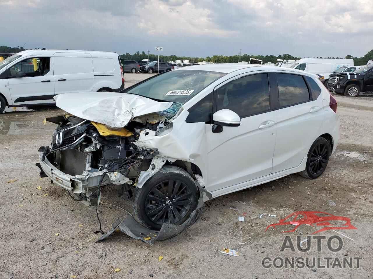 HONDA FIT 2018 - 3HGGK5H60JM716847