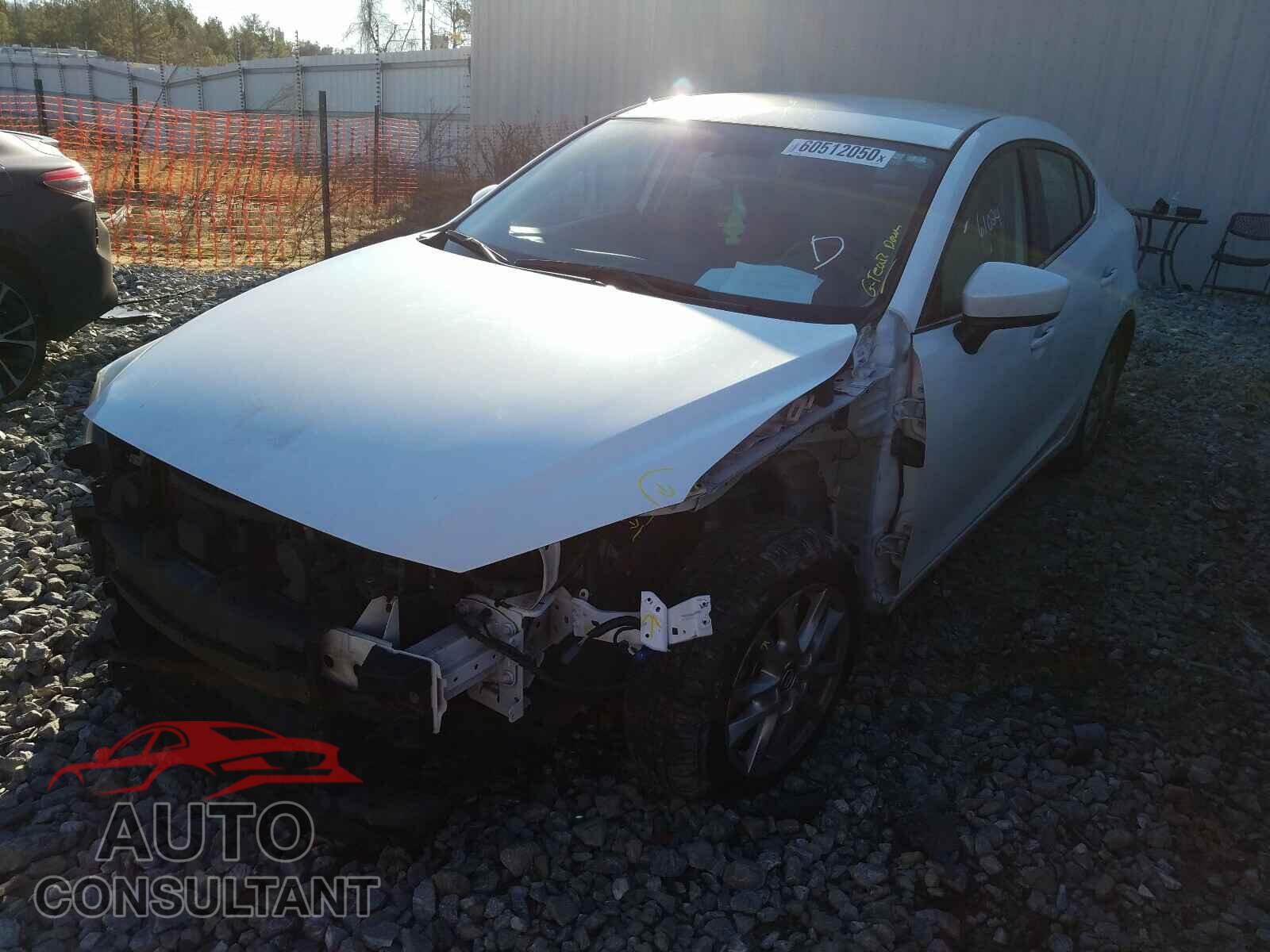 MAZDA 3 2017 - 3MZBN1U75HM118607