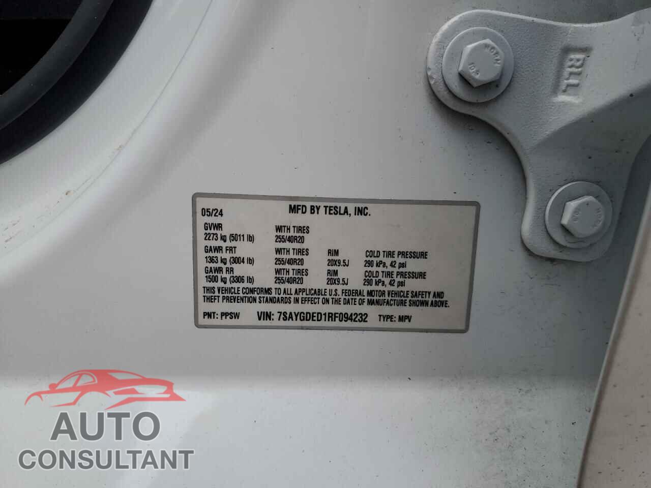 TESLA MODEL Y 2024 - 7SAYGDED1RF094232