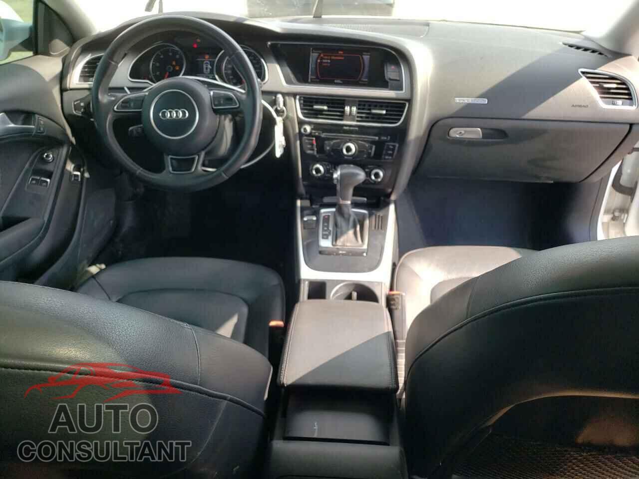 AUDI A5 2013 - WAUCFAFR3DA038133