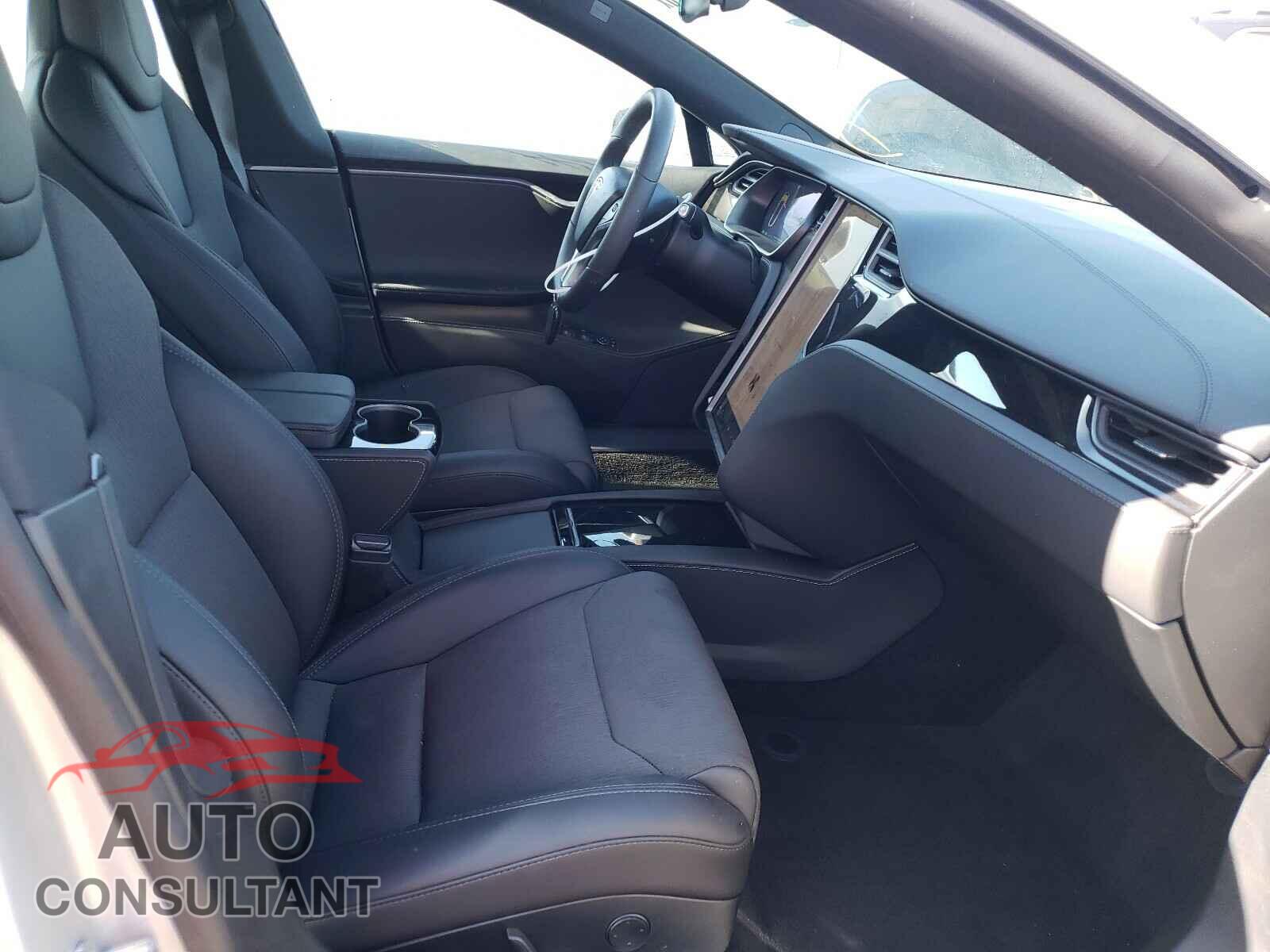 TESLA MODEL S 2018 - 5YJSA1E24JF272026