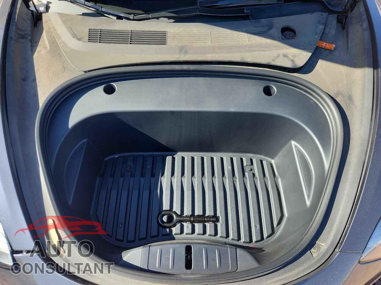TESLA MODEL 3 2023 - 5YJ3E1EA3PF671809