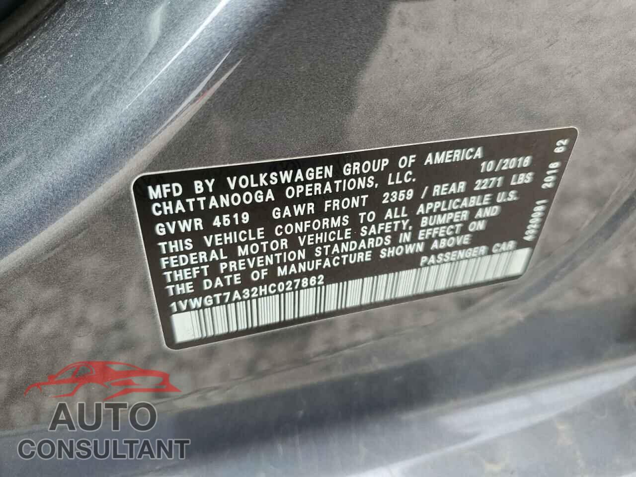 VOLKSWAGEN PASSAT 2017 - 1VWGT7A32HC027862