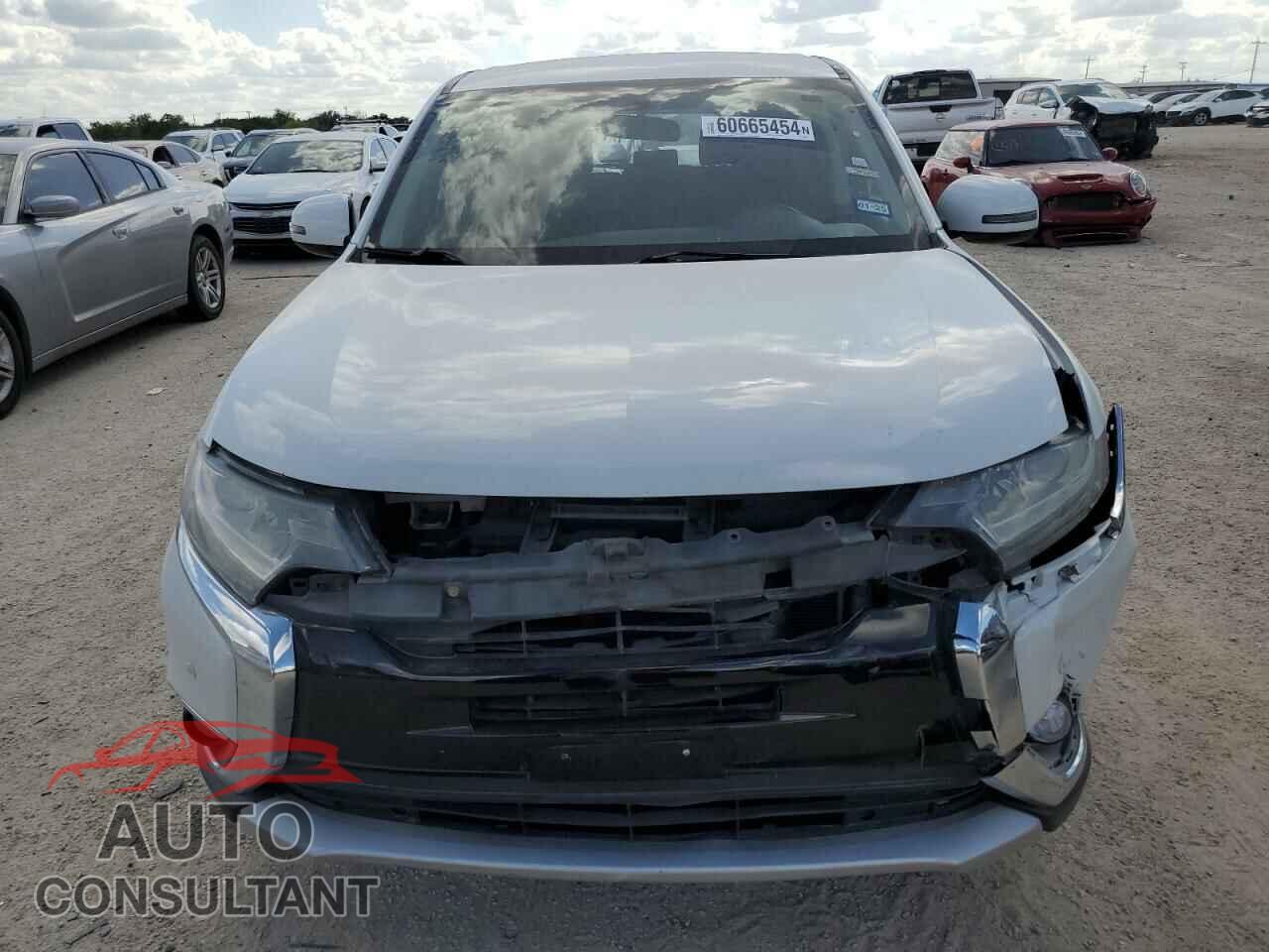 MITSUBISHI OUTLANDER 2017 - JA4AD3A36HZ041348