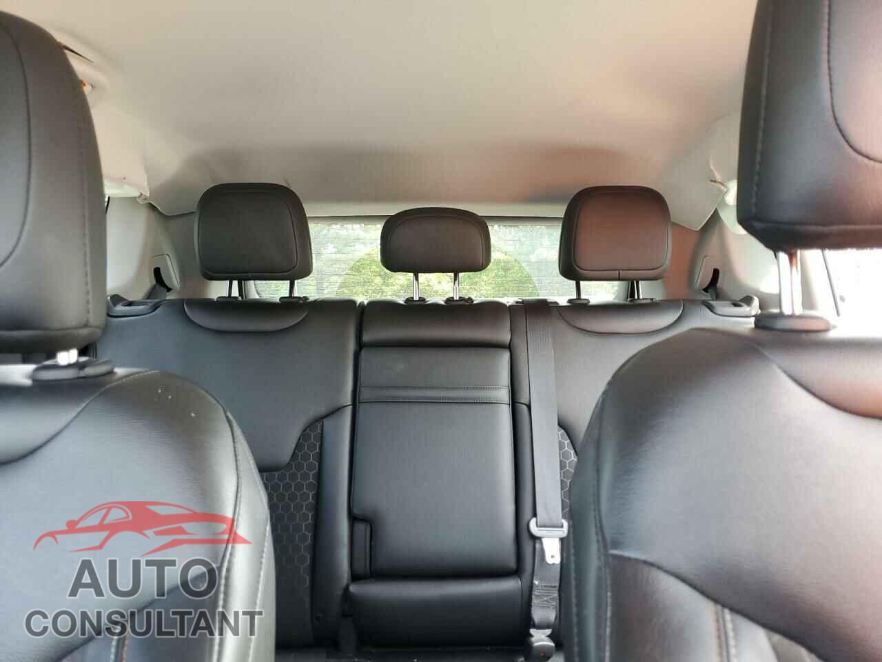 JEEP COMPASS 2019 - 3C4NJDBB3KT646082