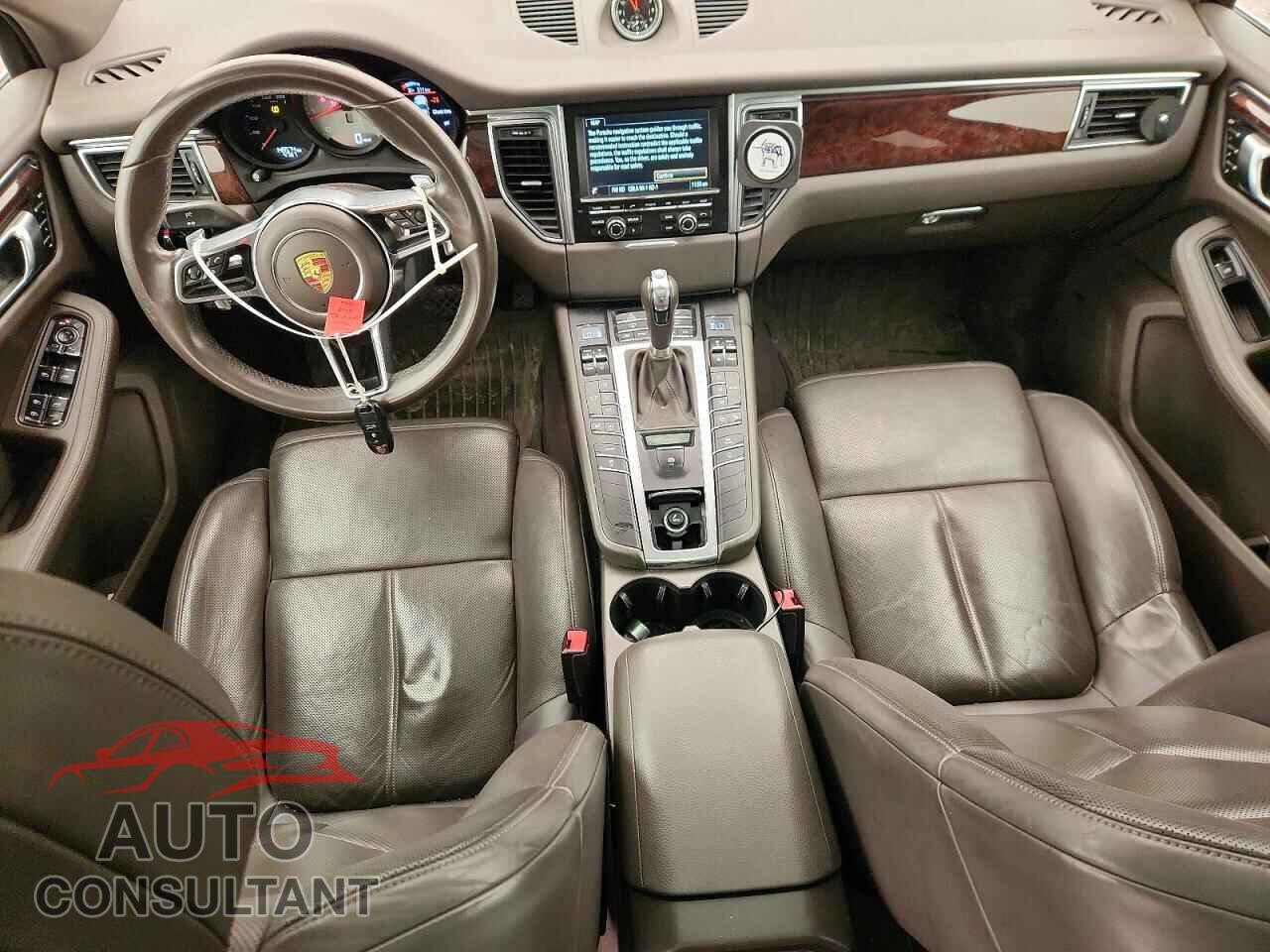 PORSCHE MACAN 2015 - WP1AB2A57FLB70947