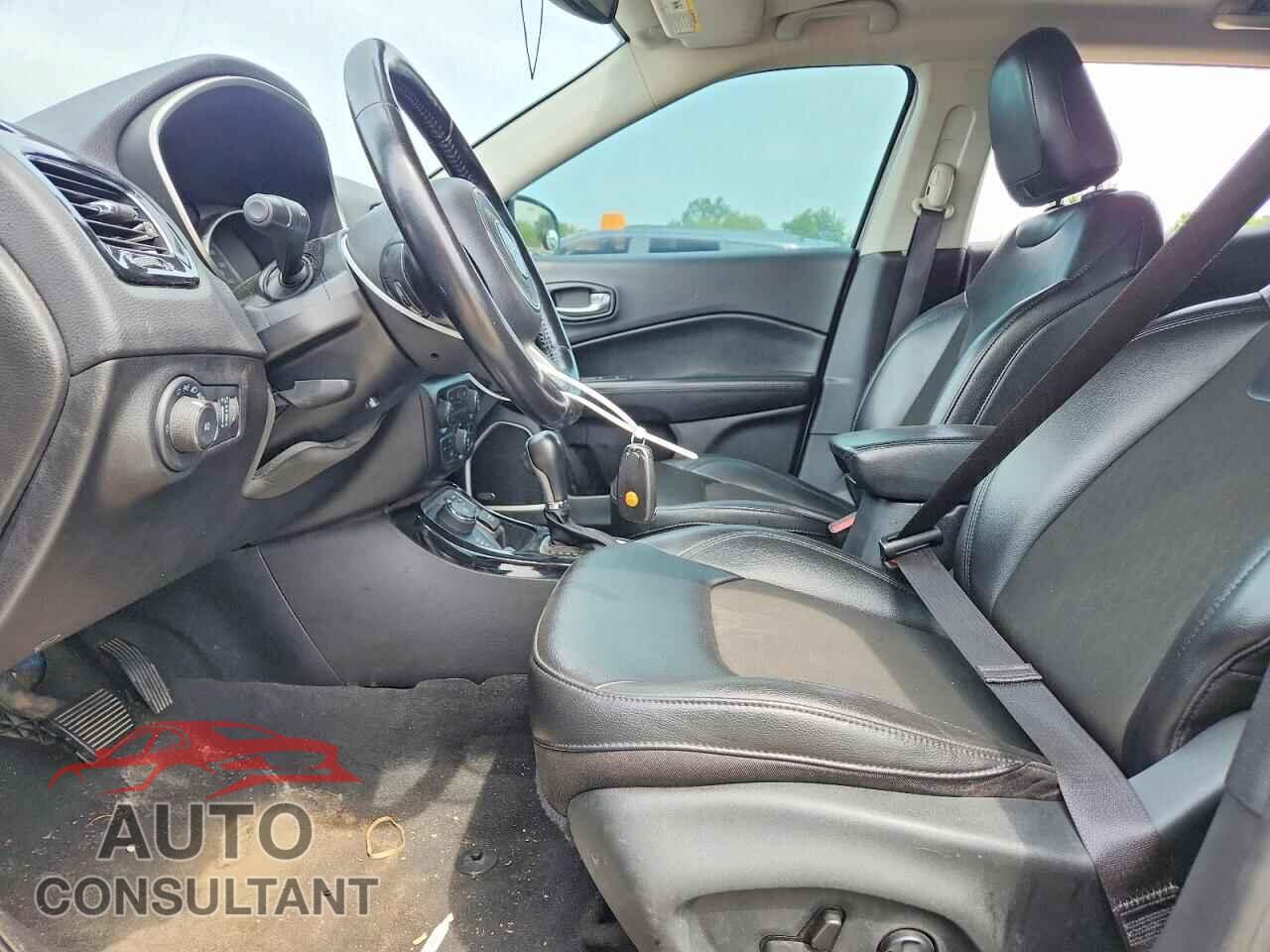 JEEP COMPASS 2021 - 3C4NJDBB0MT593103