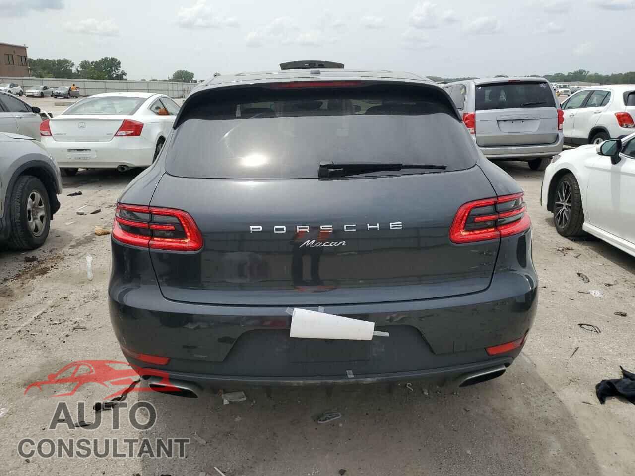 PORSCHE MACAN 2017 - WP1AA2A55HLB05665