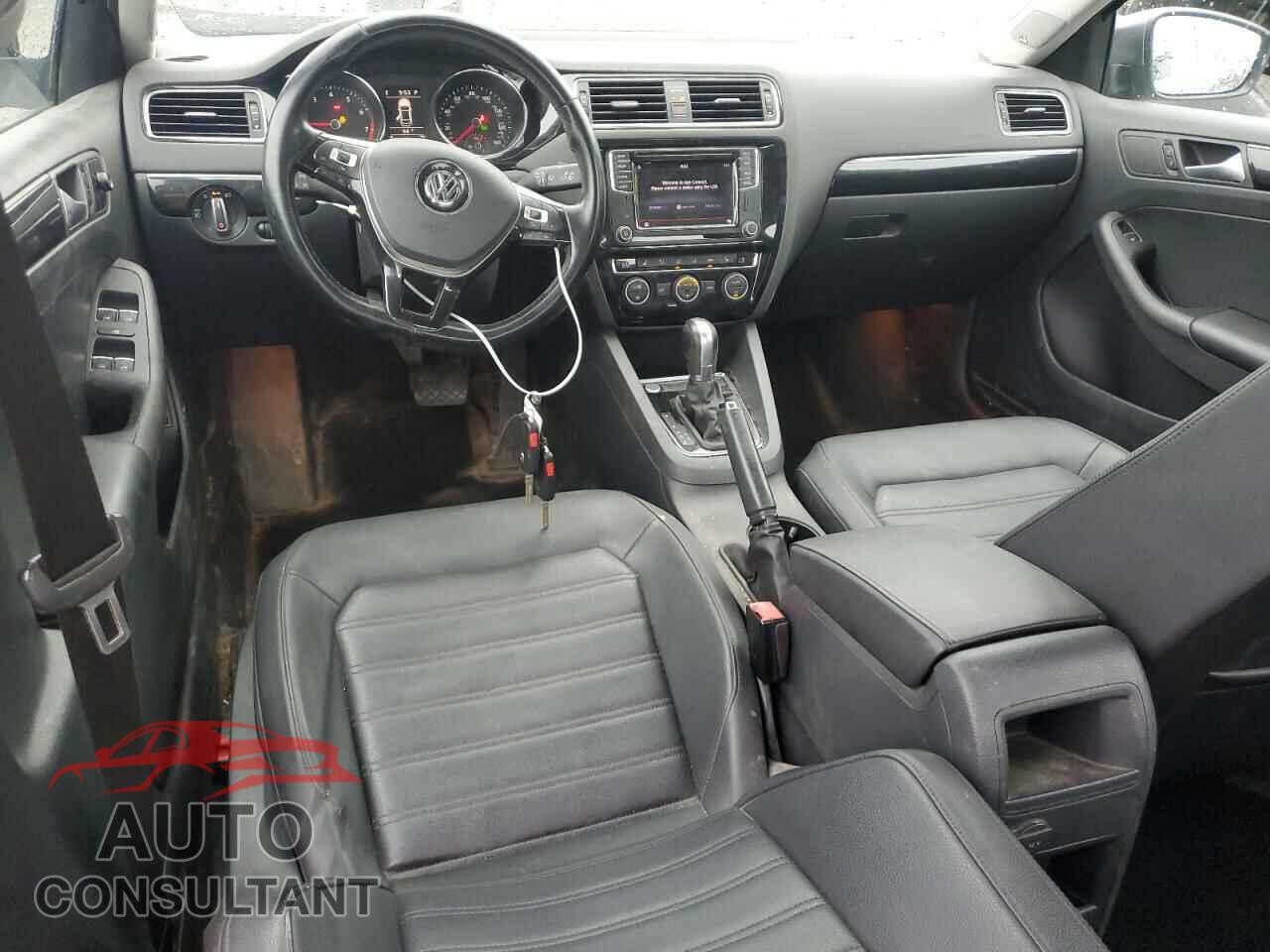 VOLKSWAGEN JETTA 2017 - 3VWL17AJ9HM201962