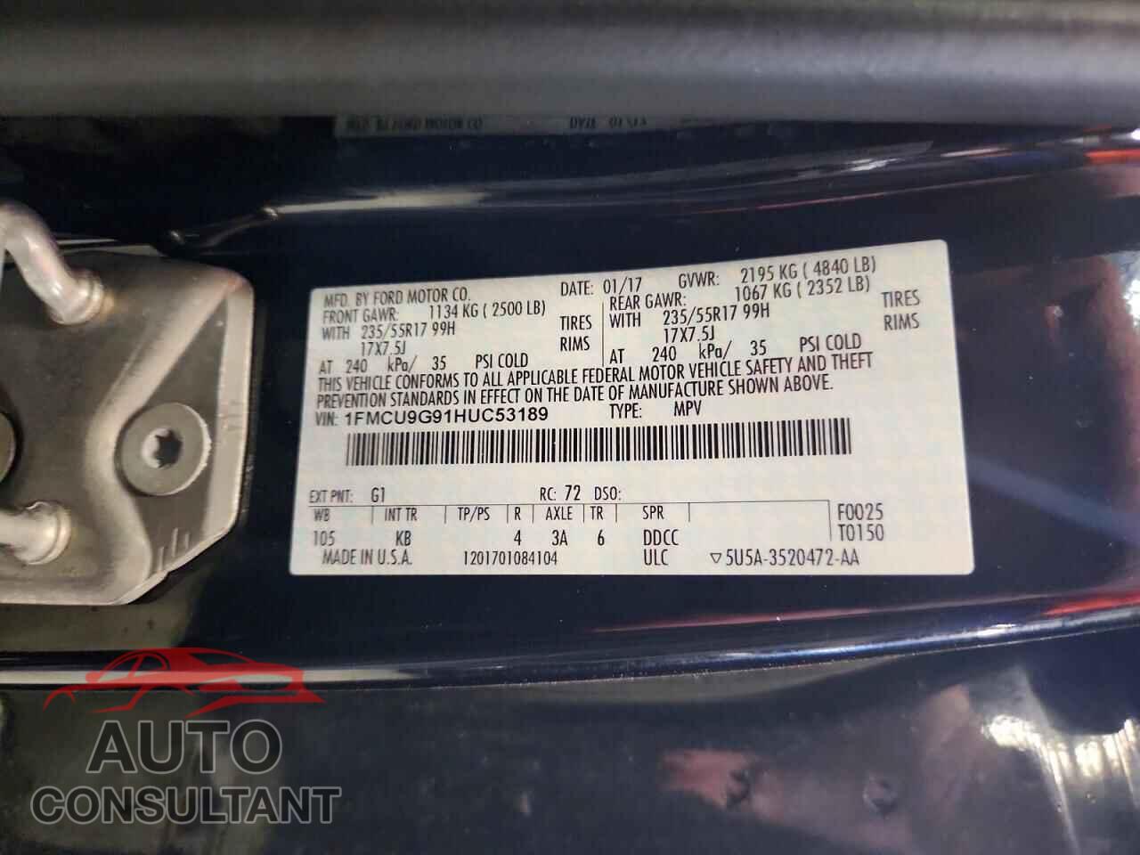 FORD ESCAPE 2017 - 1FMCU9G91HUC53189