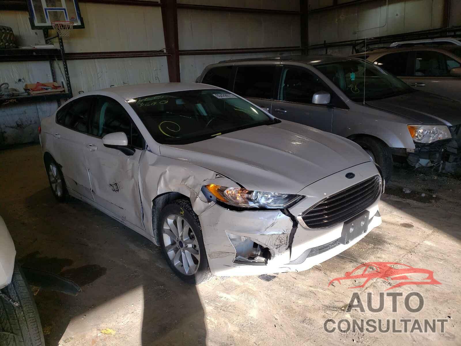 FORD FUSION 2020 - 3FA6P0LU6LR163167