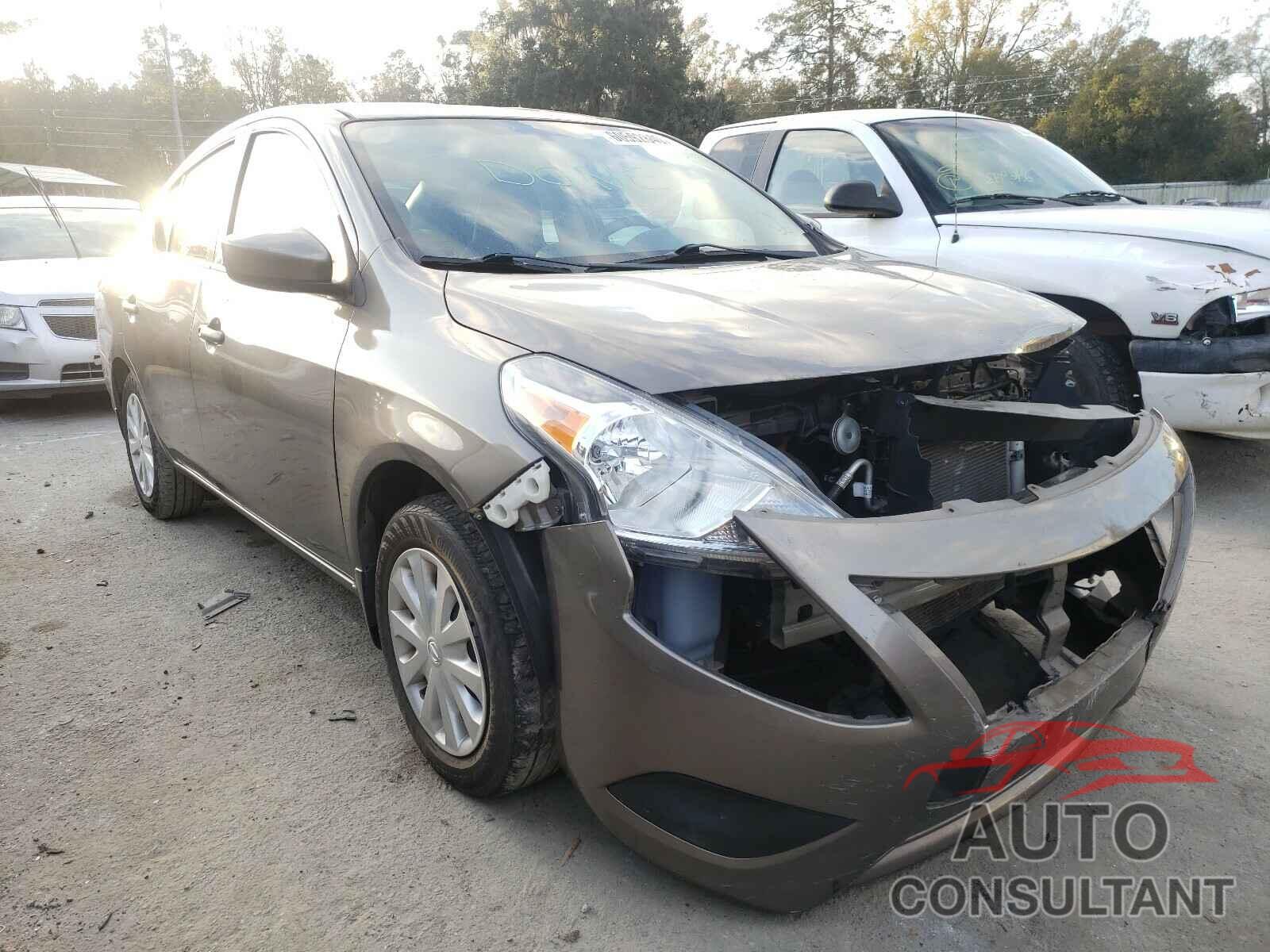 NISSAN VERSA 2017 - 3N1CN7AP6HL817994