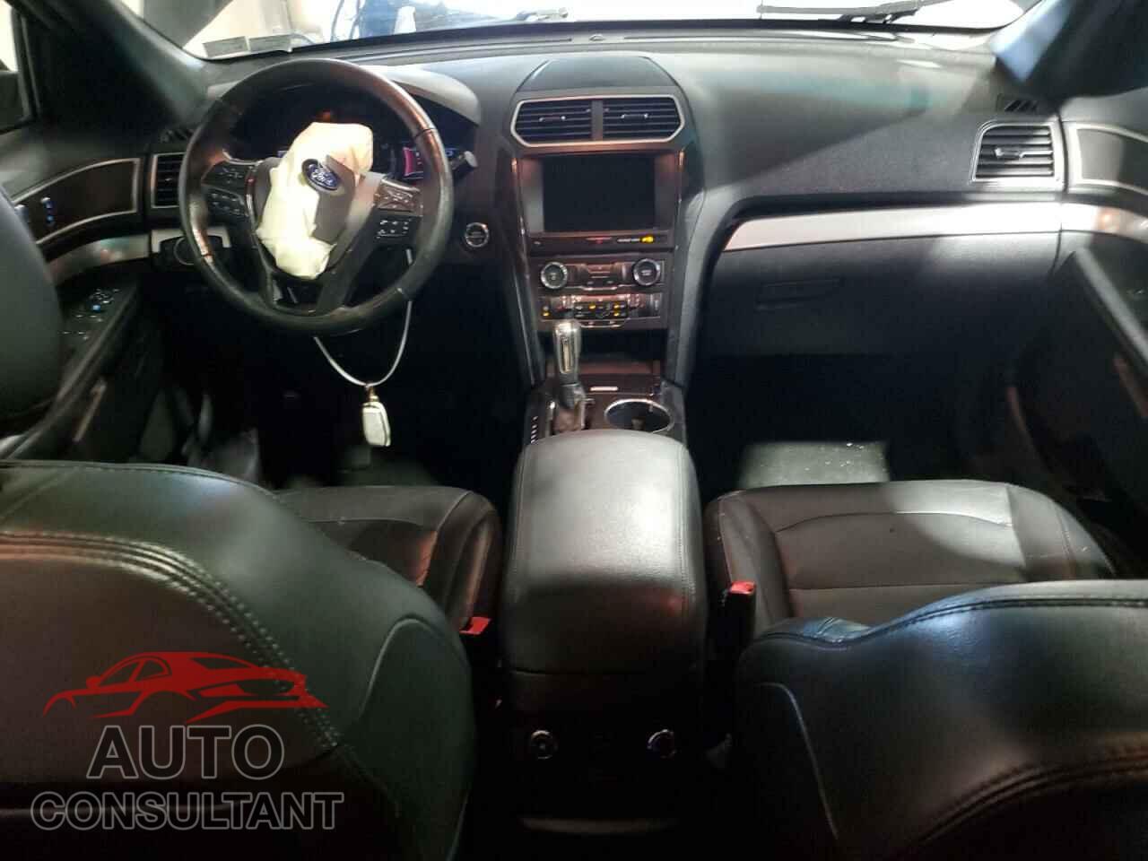 FORD EXPLORER 2017 - 1FM5K8D88HGA91371