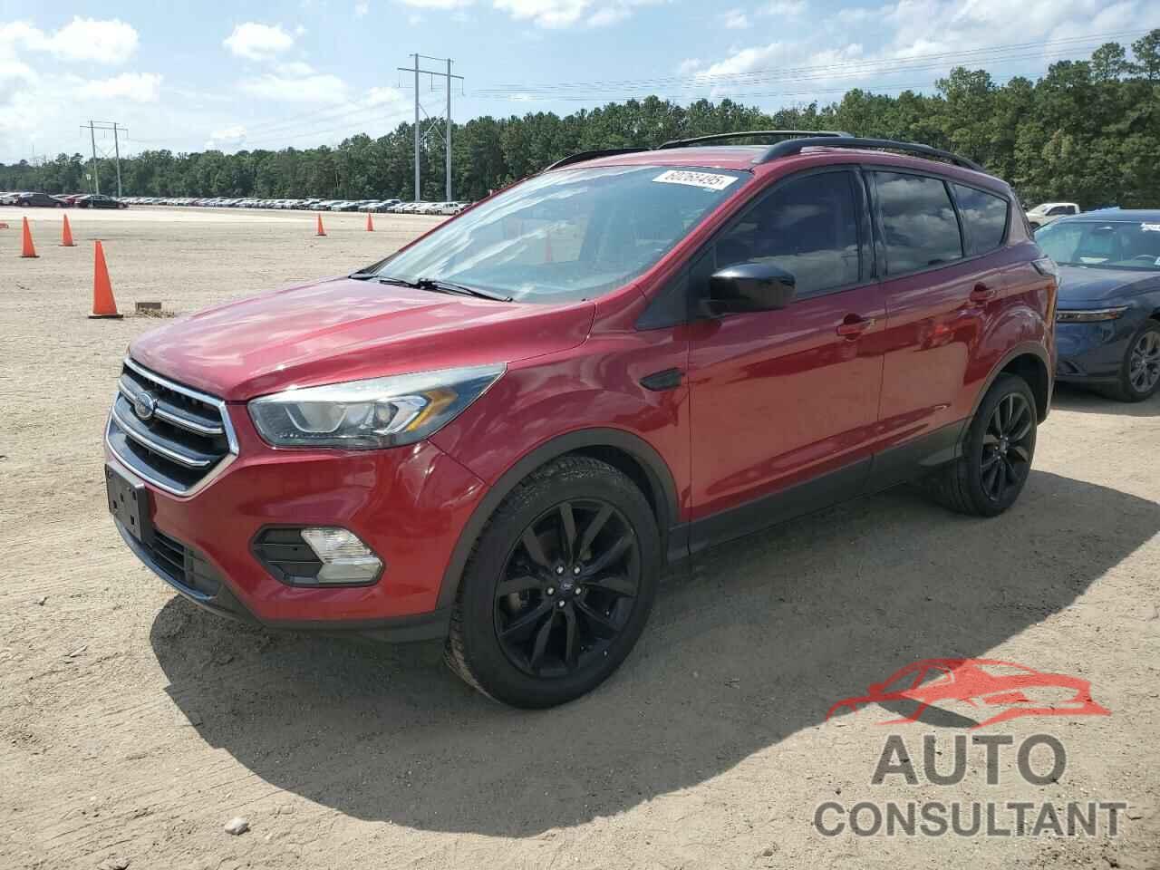 FORD ESCAPE 2017 - 1FMCU0GD2HUA13410